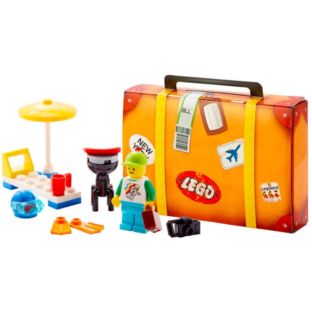 5004932 Travel Suitcase