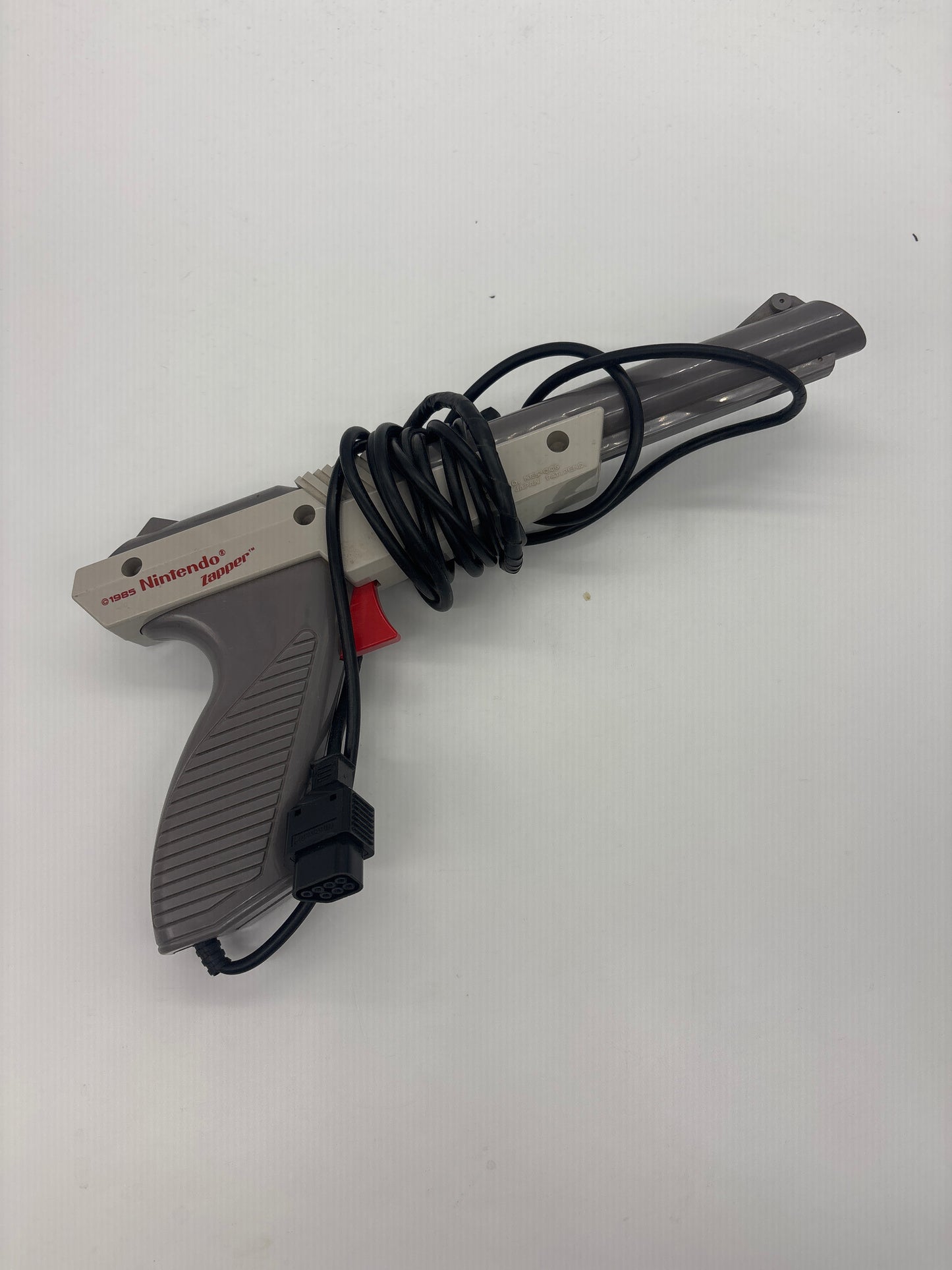 Auction Lot 93: Nintendo NES Zapper Controller