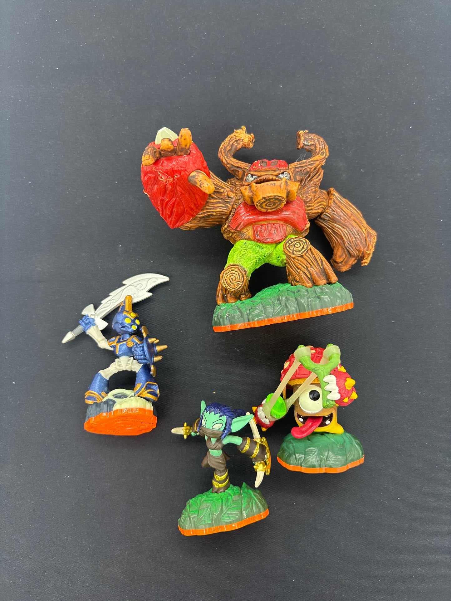 Auction Lot 87: Skylanders Loose Figure Lot 7