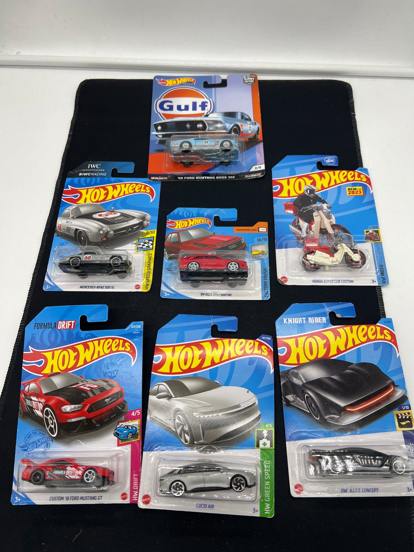Auction Lot 119: Hot Wheels Assorted Lot of 7 Sealed
