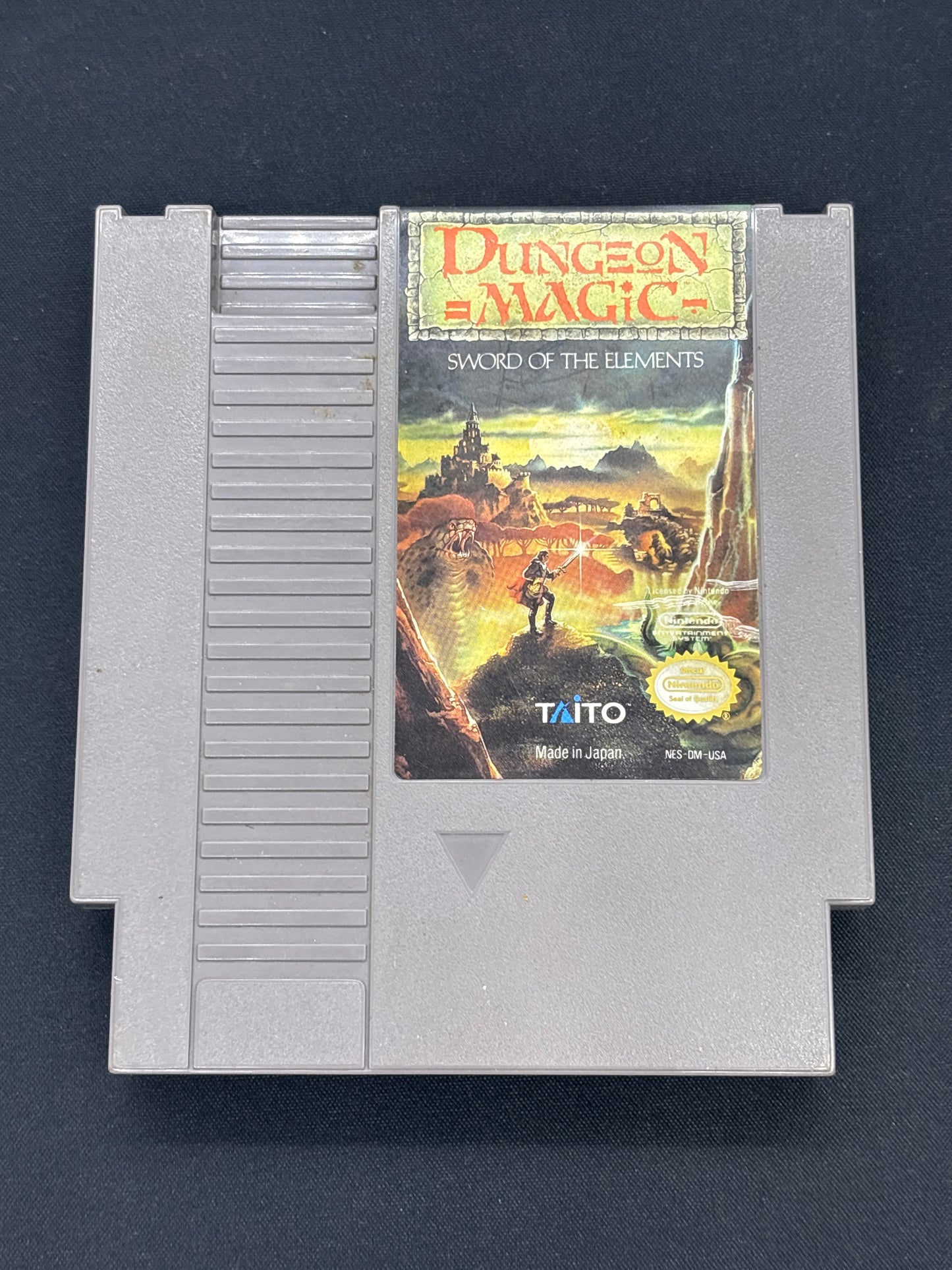 Auction Lot 40: NES Nintendo Dungeon Magic Sword of the Elements Cartridge Only