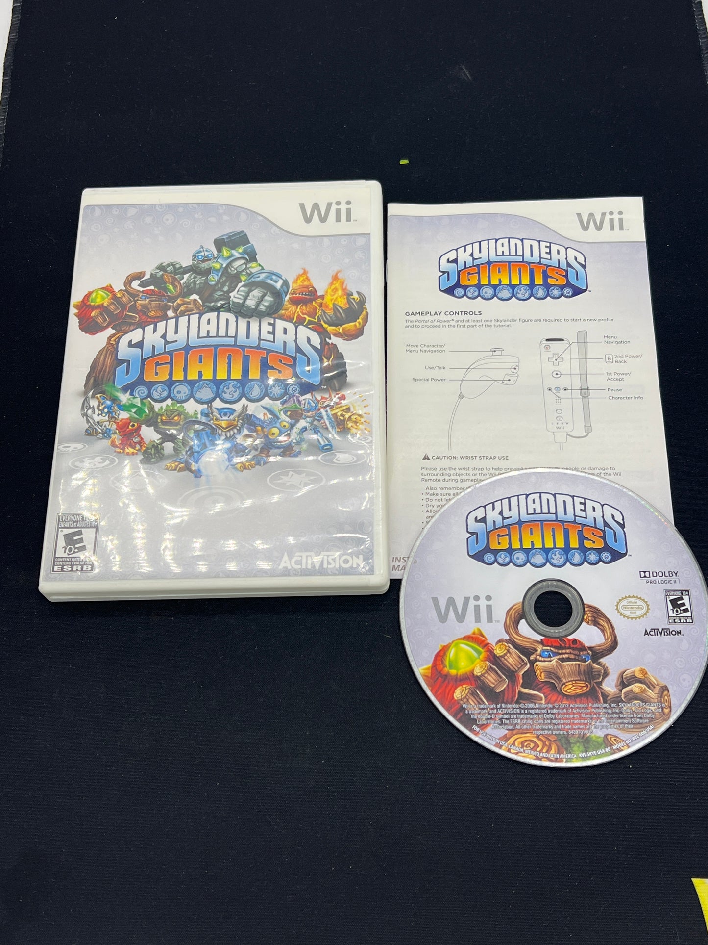 Auction Lot 154: Nintendo WII Skylanders Giants CIB