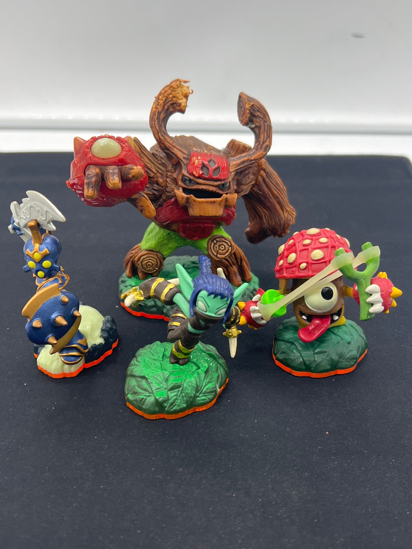 Auction Lot 214: Assorted Skylanders Figures Lot 1