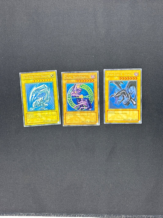 Auction Lot 104: Yugioh TCG Card Lot 7 Conditions Vary