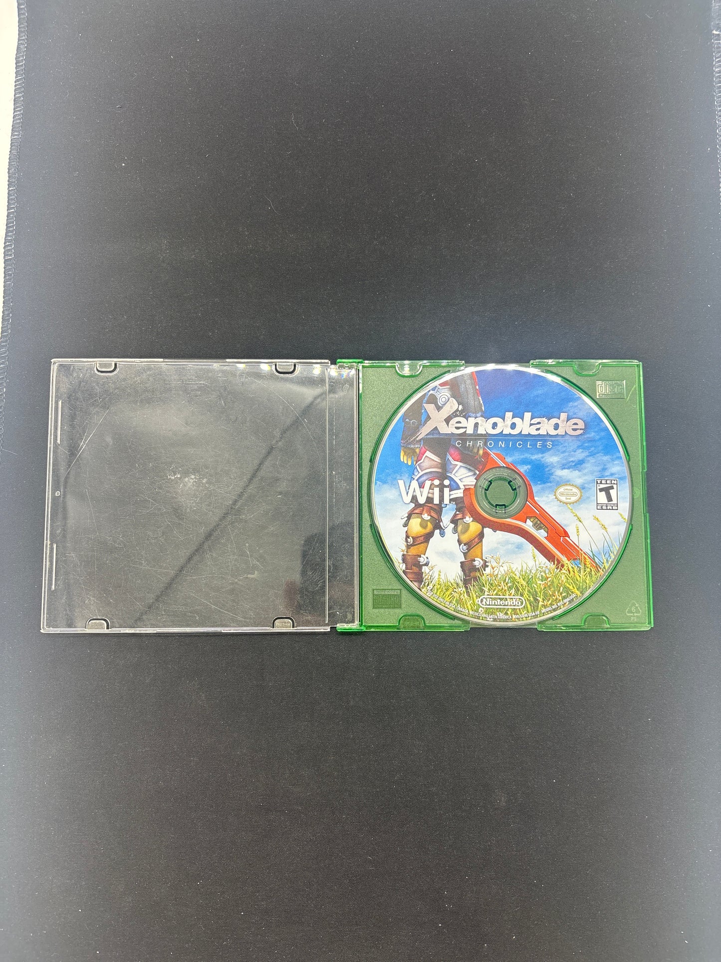 Auction Lot 140: Xenoblade Chronicles Video Game Nintendo Wii Loose