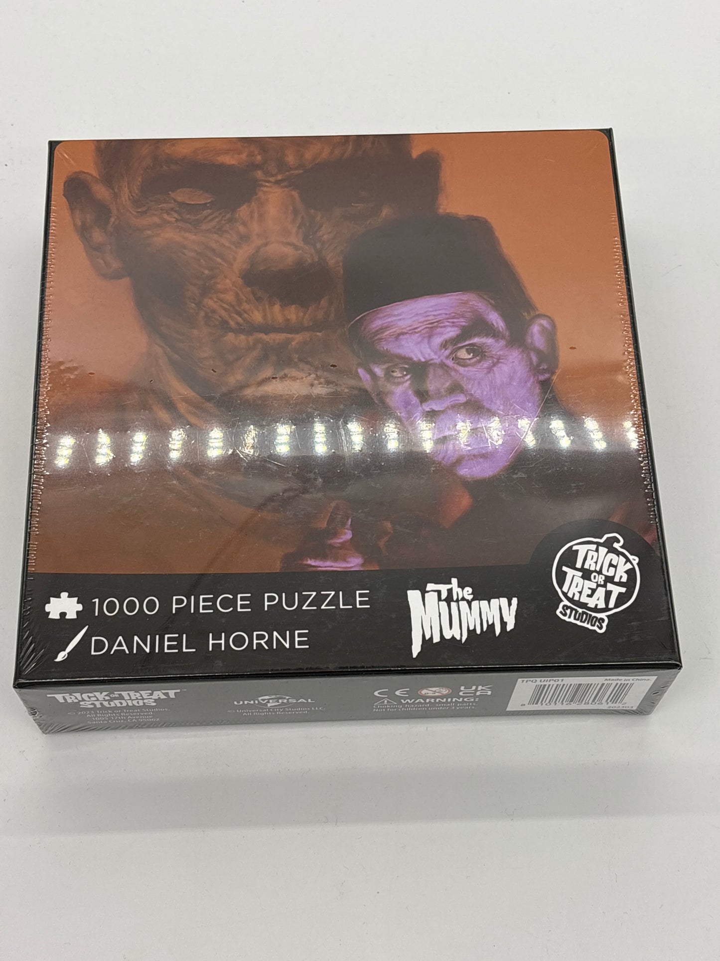 Auction Lot 115: Trick or Treat Studios 1000 Piece Puzzle The Mummy Sealed