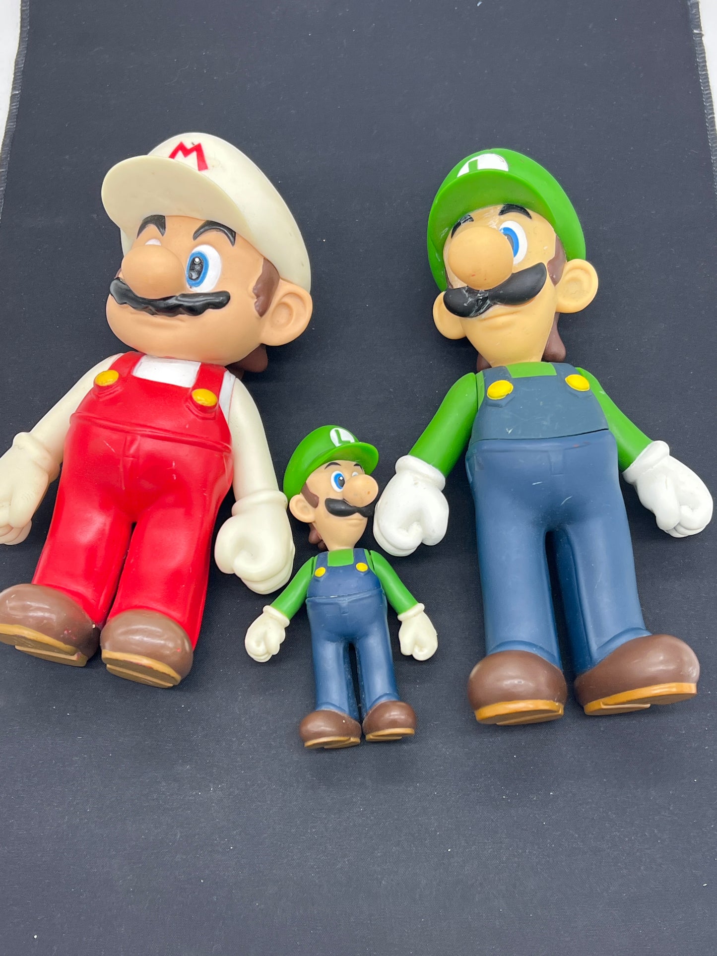 Auction Lot 144: Assorted Mario Figures Jumbo