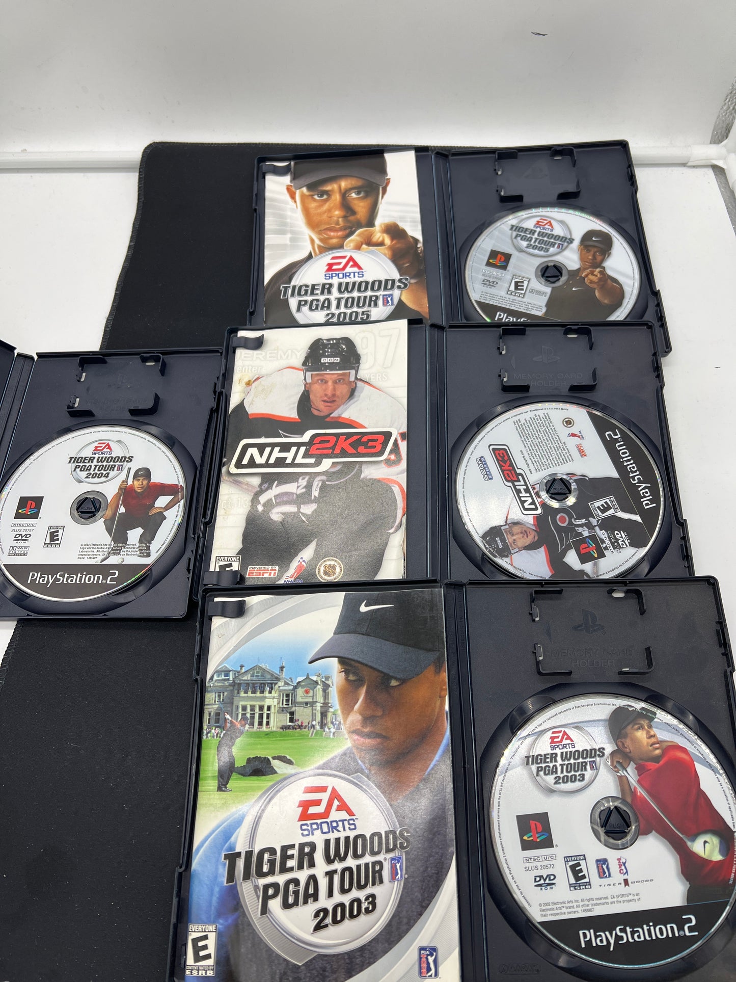 Auction Lot 233: Playstation2 Lot of 4 PGA & NHL CIB