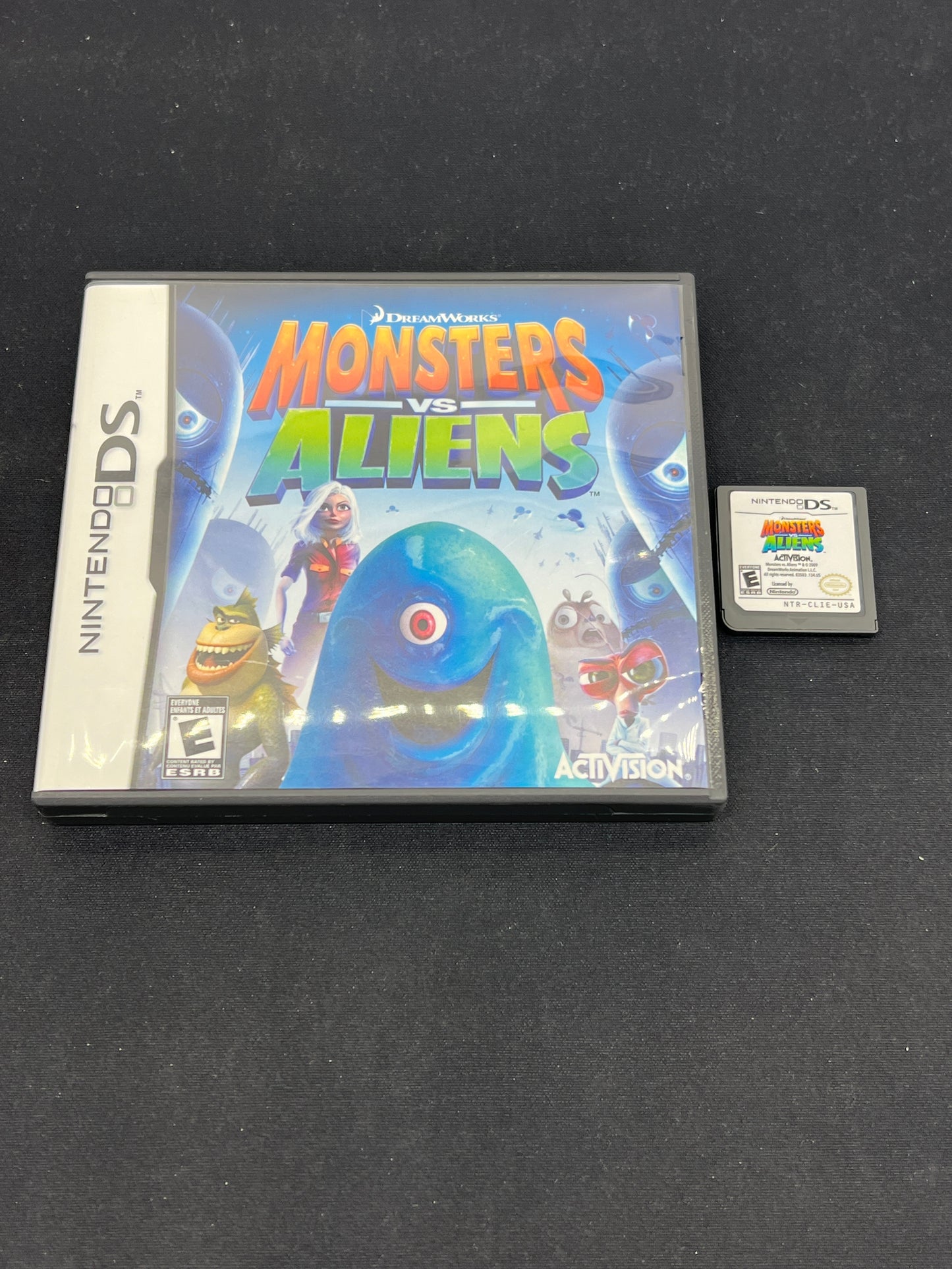 Auction Lot 230: Nintendo DS Videogame Monsters vs Aliens CIB