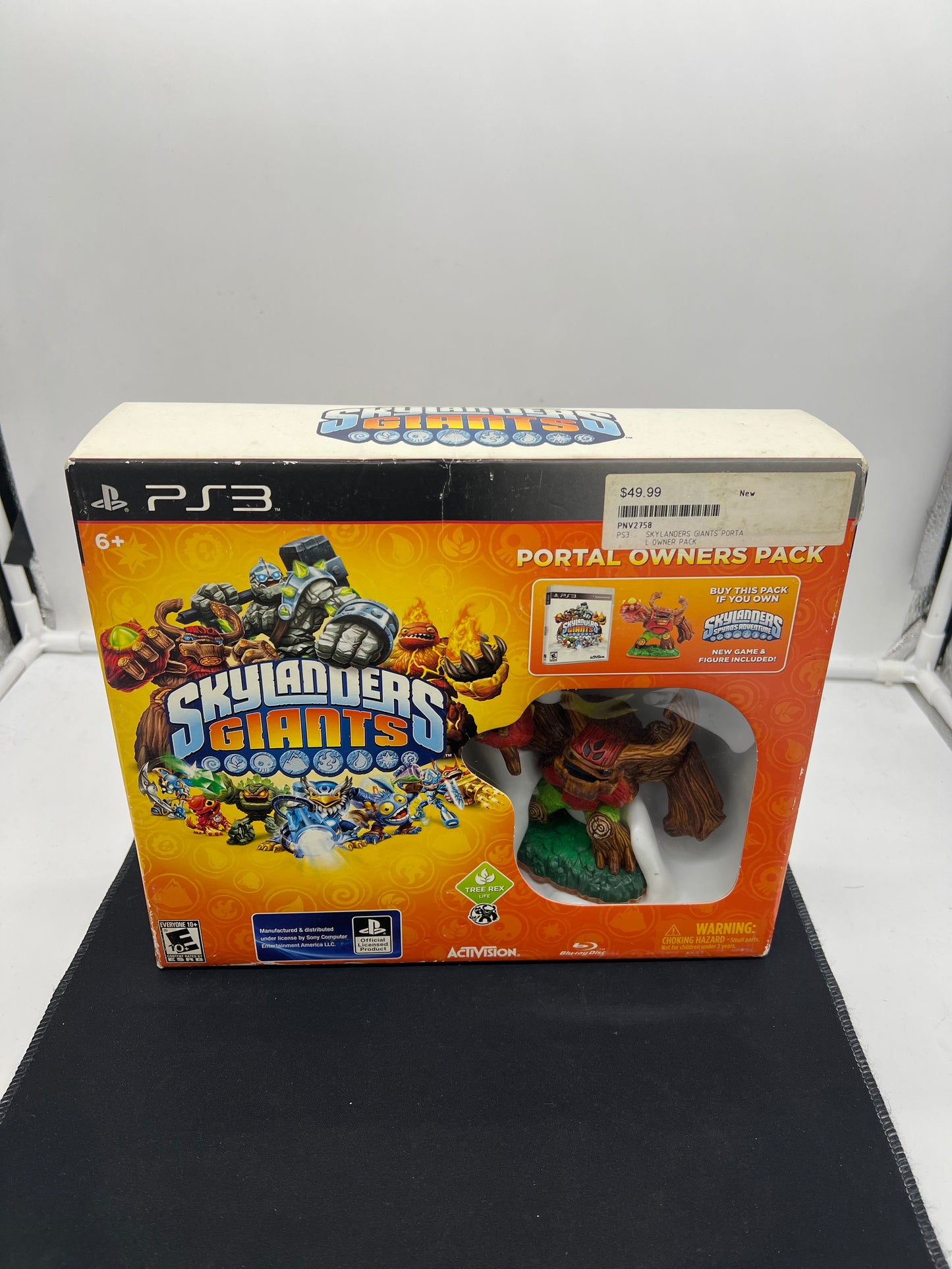 Auction Lot 5: Playstation 3 Skylanders Giants Portal Owners Pack With Game and Figure
