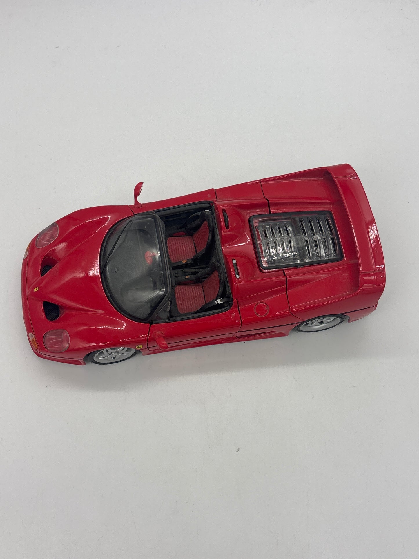 Auction Lot 5: Ferrari F50 1:18 Die Cast Figure