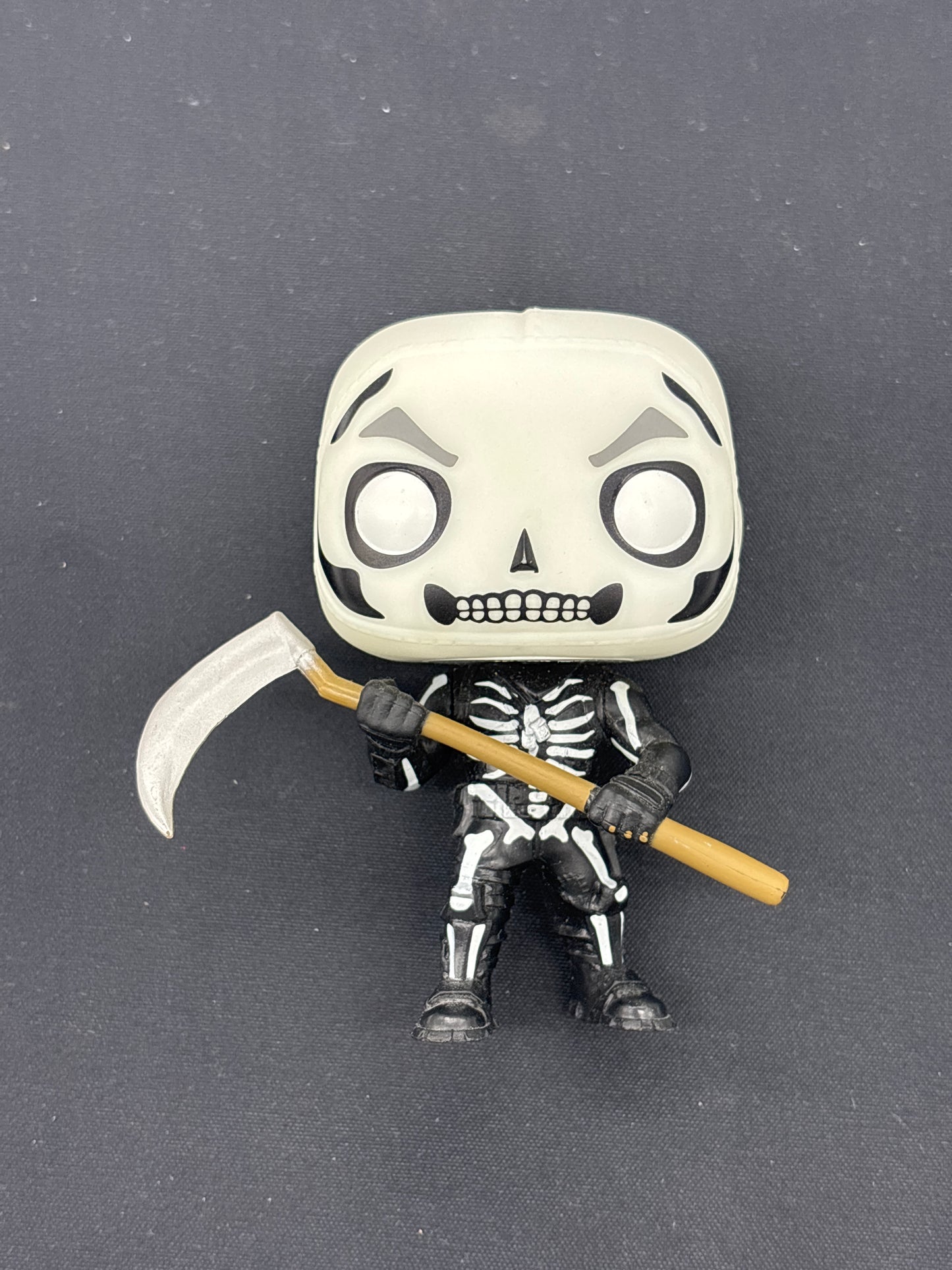Auction Lot 316: Skull Trooper Loose Funko
