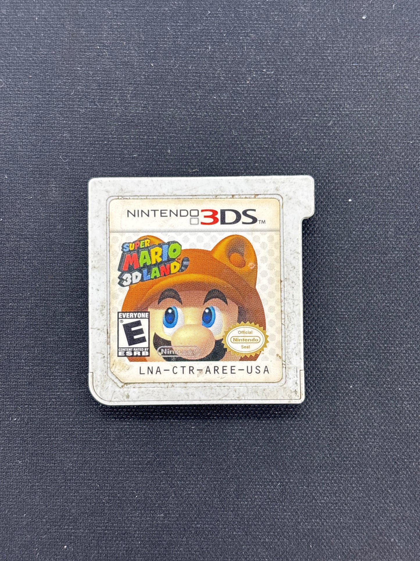 Auction Lot 211: Nintendo 3DS Super Mario 3D Land Cartridge Only