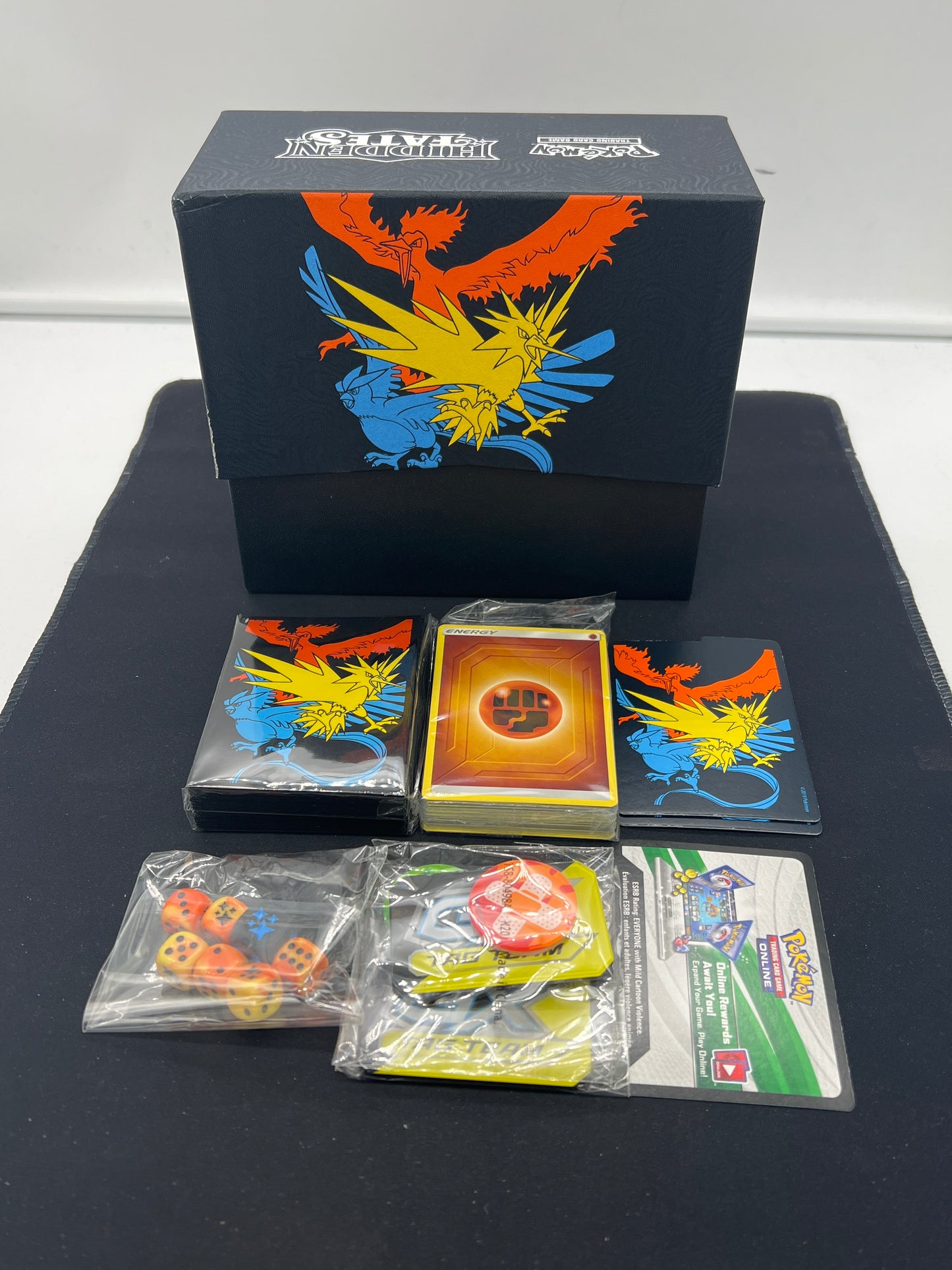 Auction Lot 210: Pokemon Hidden Fates EMPTY ETB With Accessories