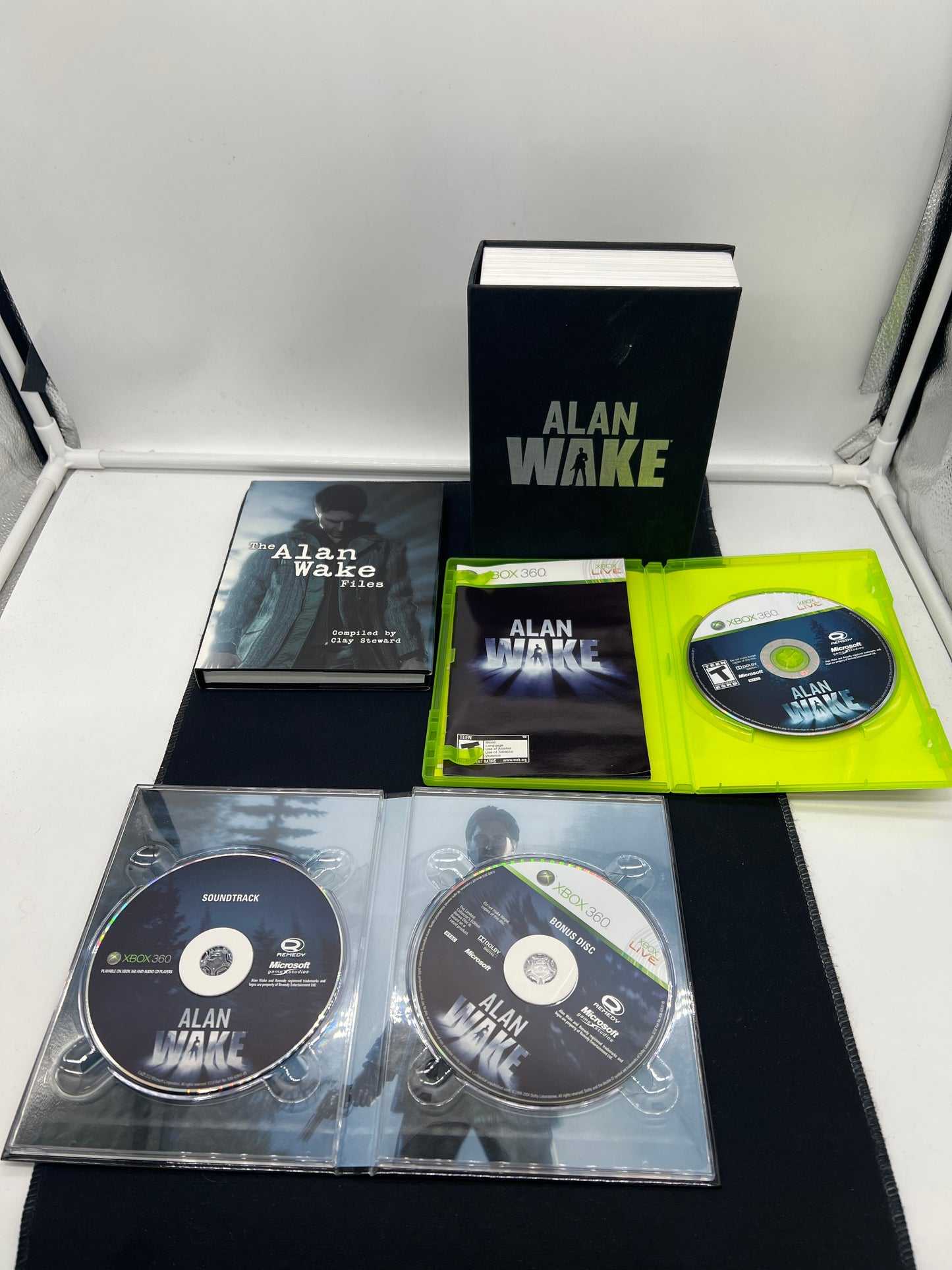 Auction Lot 110: XBOX 360 Video Game Alan Wake Special Edition CIB With Accessories