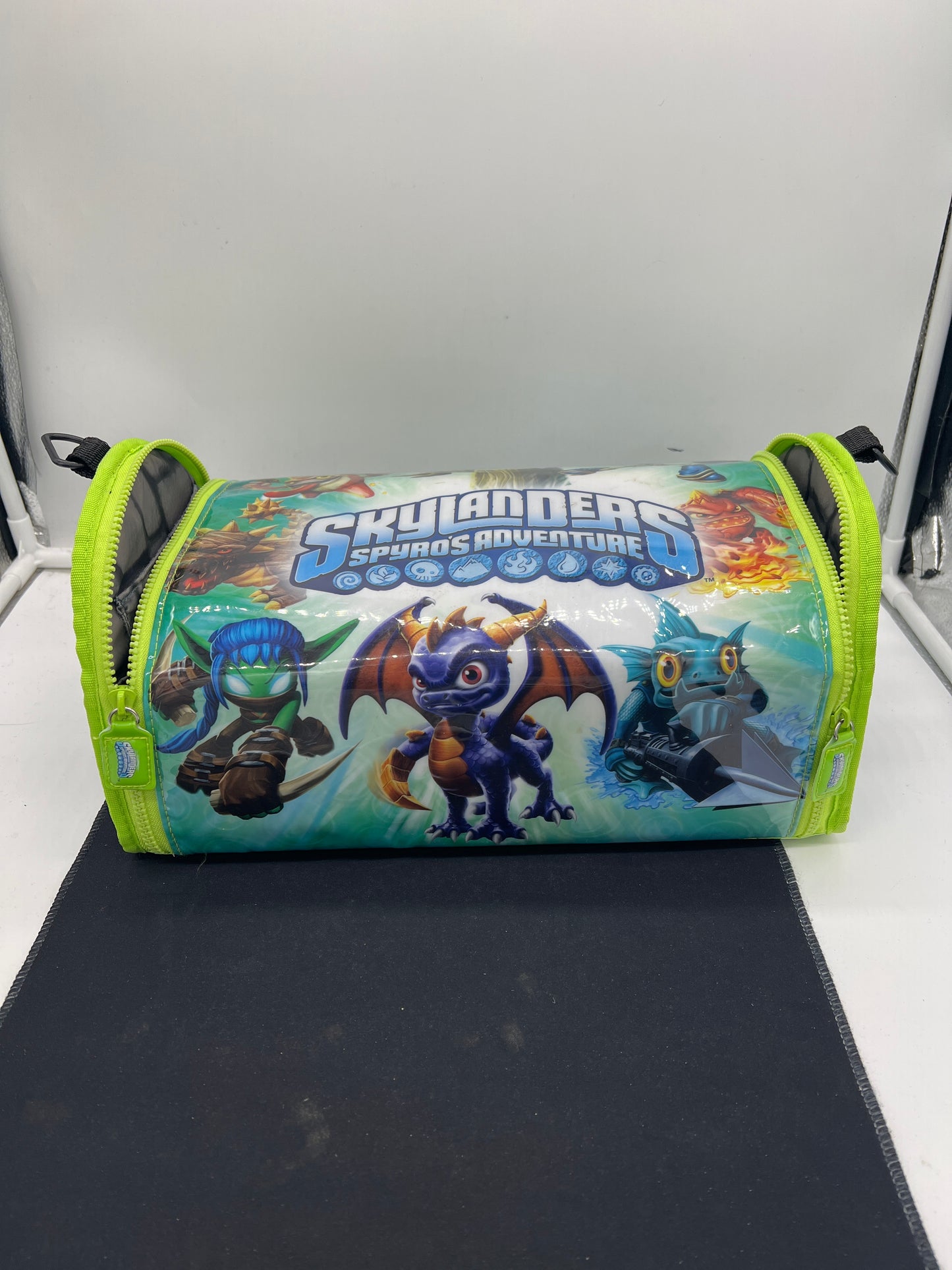 Auction Lot 366: Skylanders Themed Mini Duffle Bag