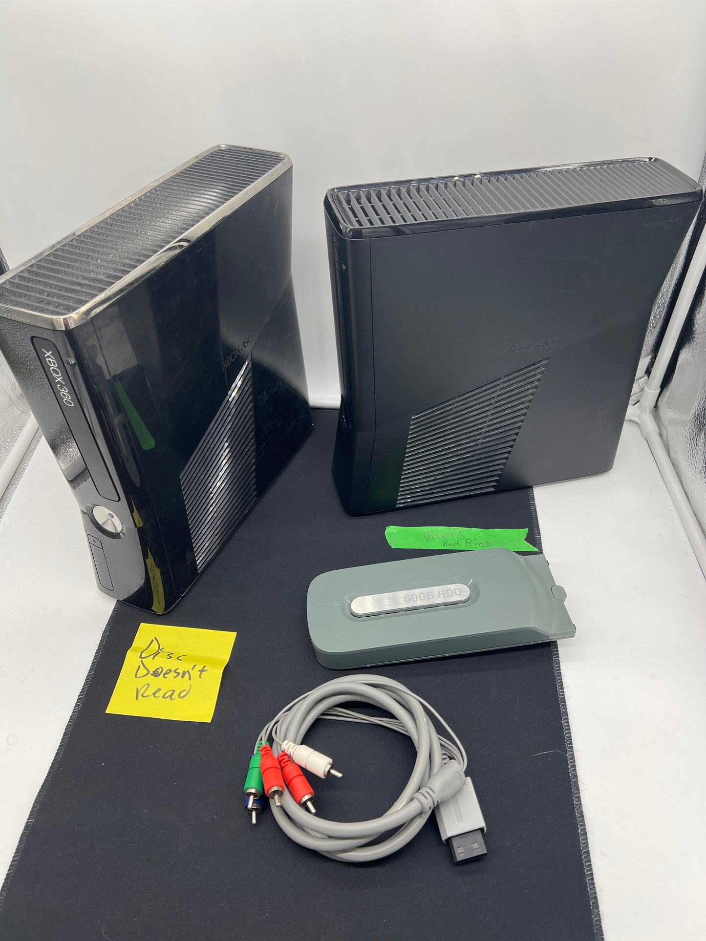 Auction Lot 113: Lot of 2 XBOX 360 Consoles For Parts