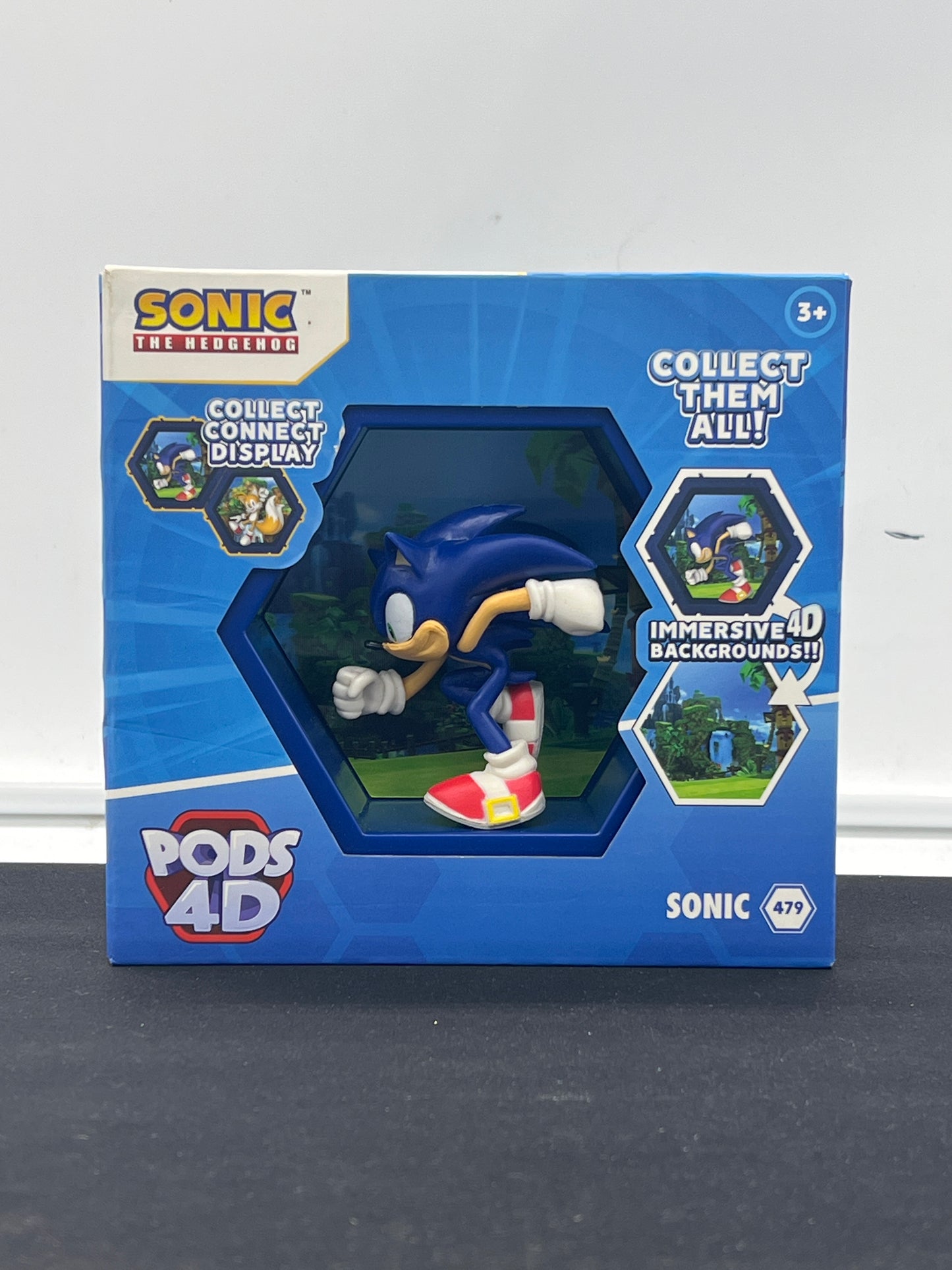 Auction Lot 194: Sonic PODS 4D #479 Sonic Figure