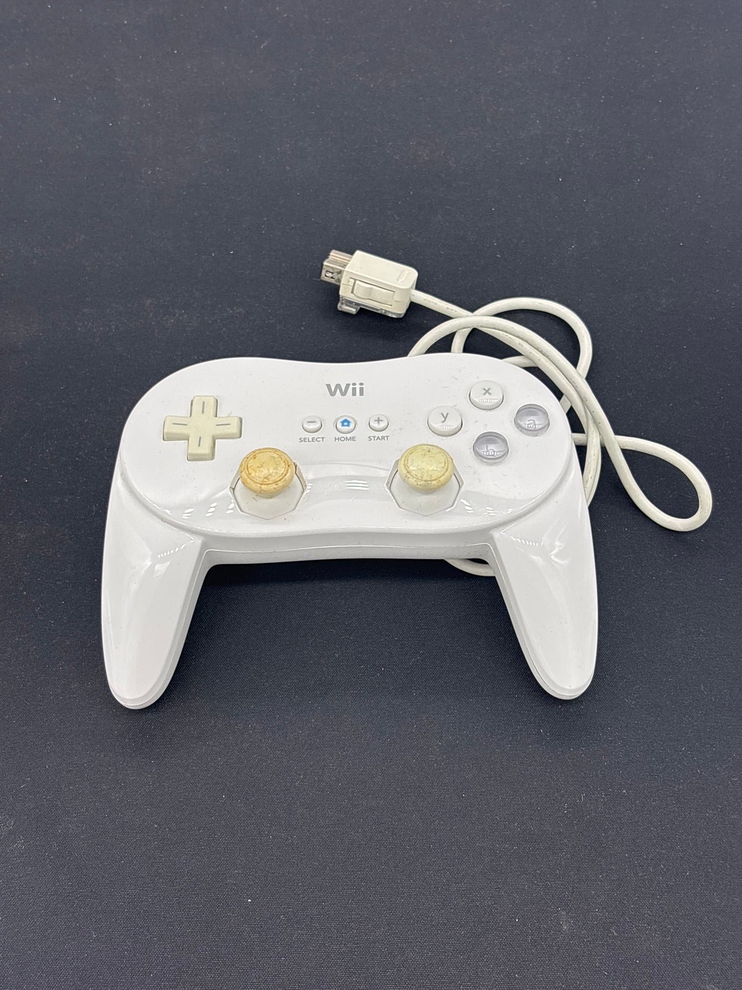 Auction Lot 314: Nintendo Wii Controller