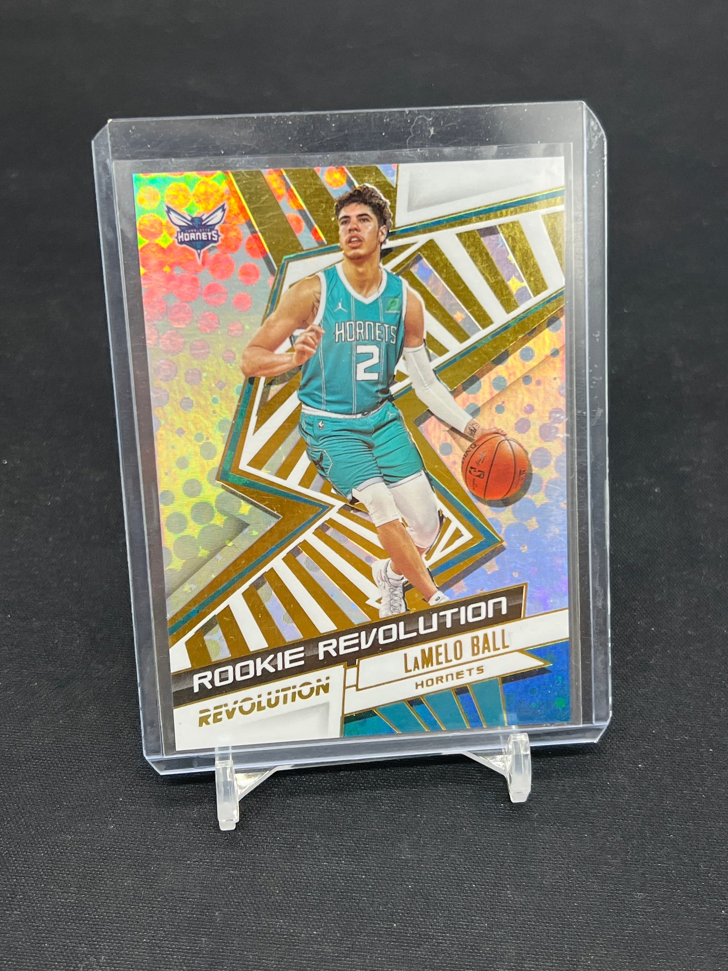 Auction Lot 376: Lamelo Ball Rookie Revolution Panini Revolution 20-21 Conditions Vary