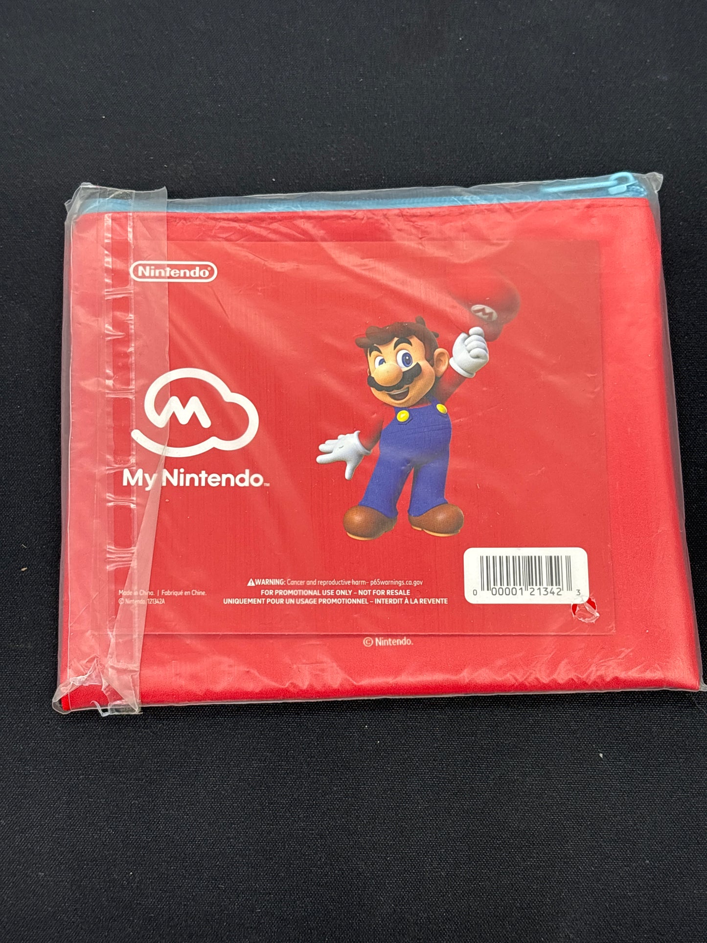 Auction Lot 104: Nintendo Mario Zipper Pouch