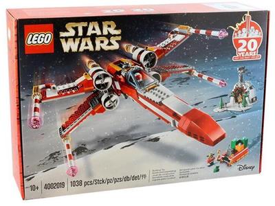 4002019 Yuletide X-Wing