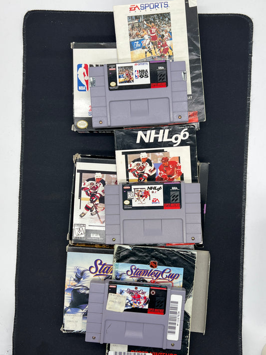 Auction Lot 237: Nintendo SNES Assorted Sports Game Lot CIB