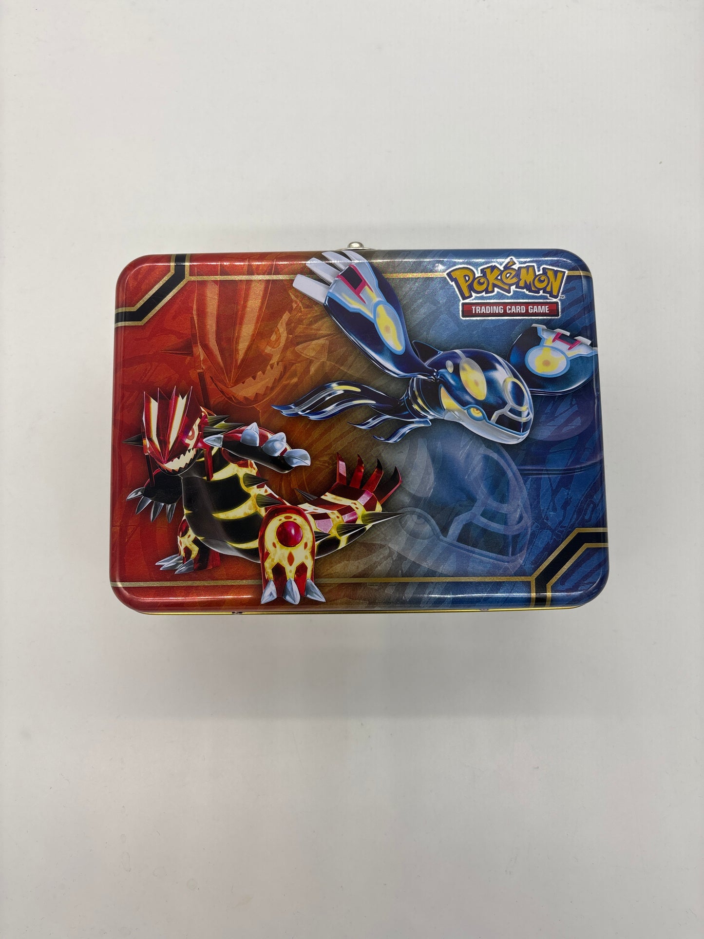 Auction Lot 168: Pokemon Lunch Tin with Acessories