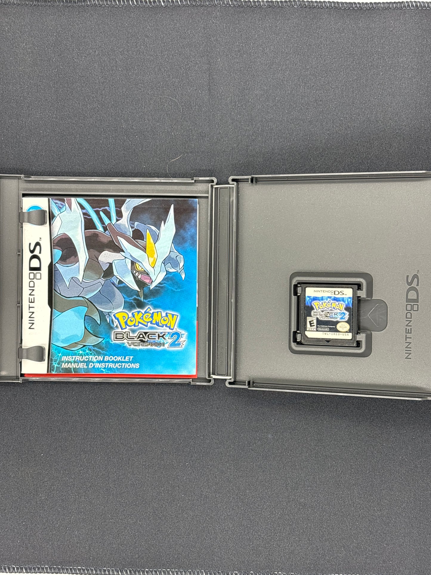 Auction Lot 58: Nintendo DS Pokemon Black 2 CIB