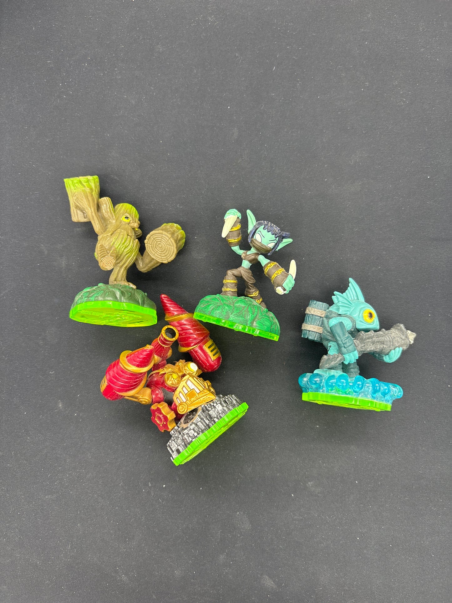 Auction Lot 46: Skylanders Loose Figures Lot 2
