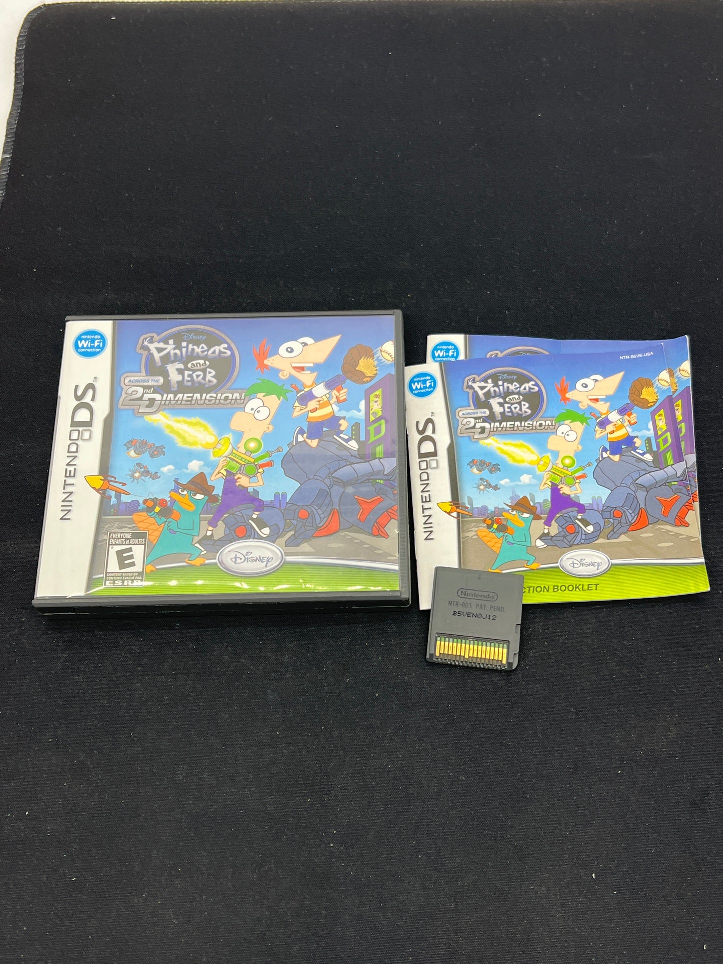 Auction Lot 219: Nintendo DS Phineas & Ferb Across The 2nd Dimension CIB