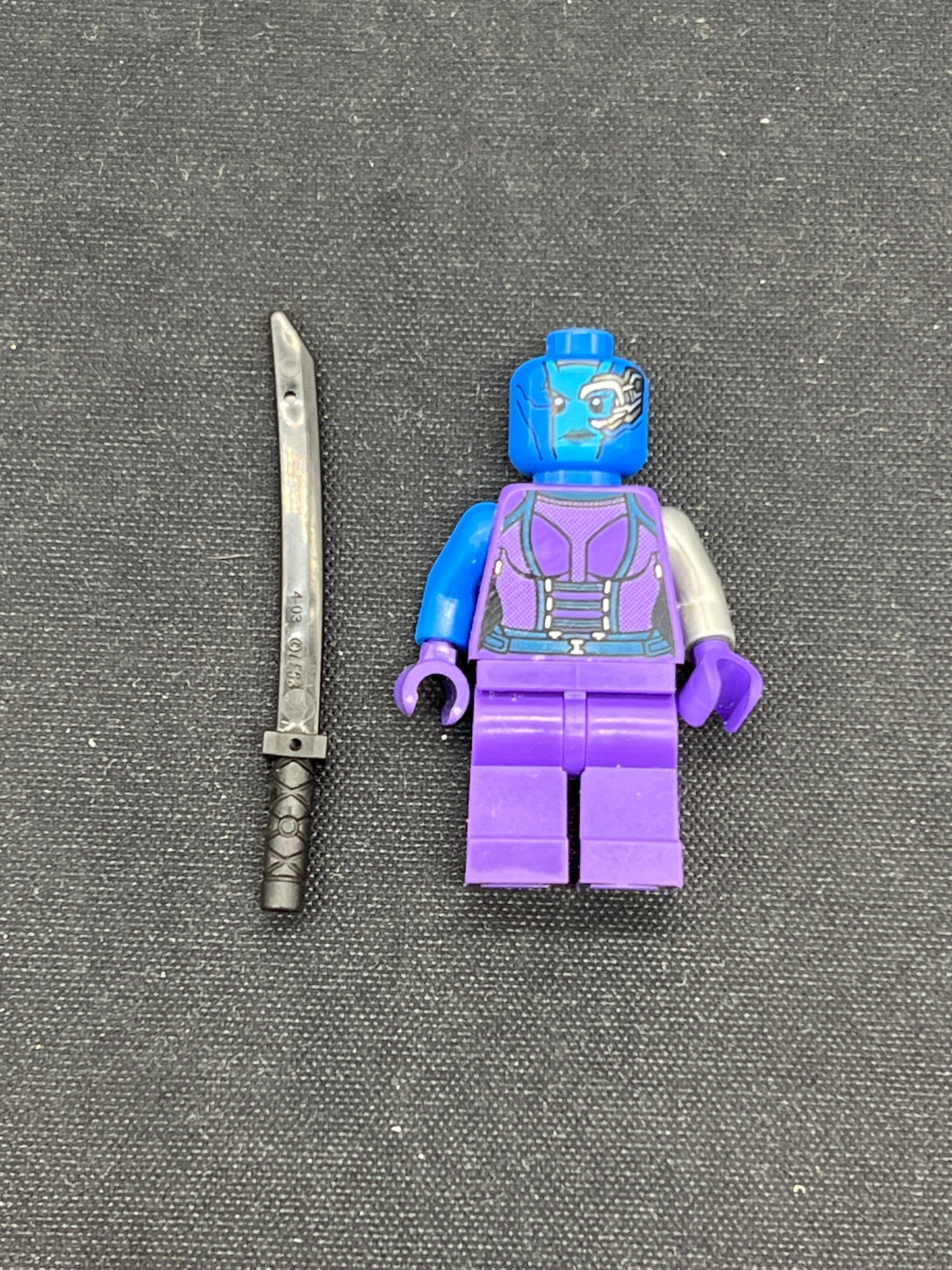 Auction Lot 223: Lego Loose Minifigure Nebula