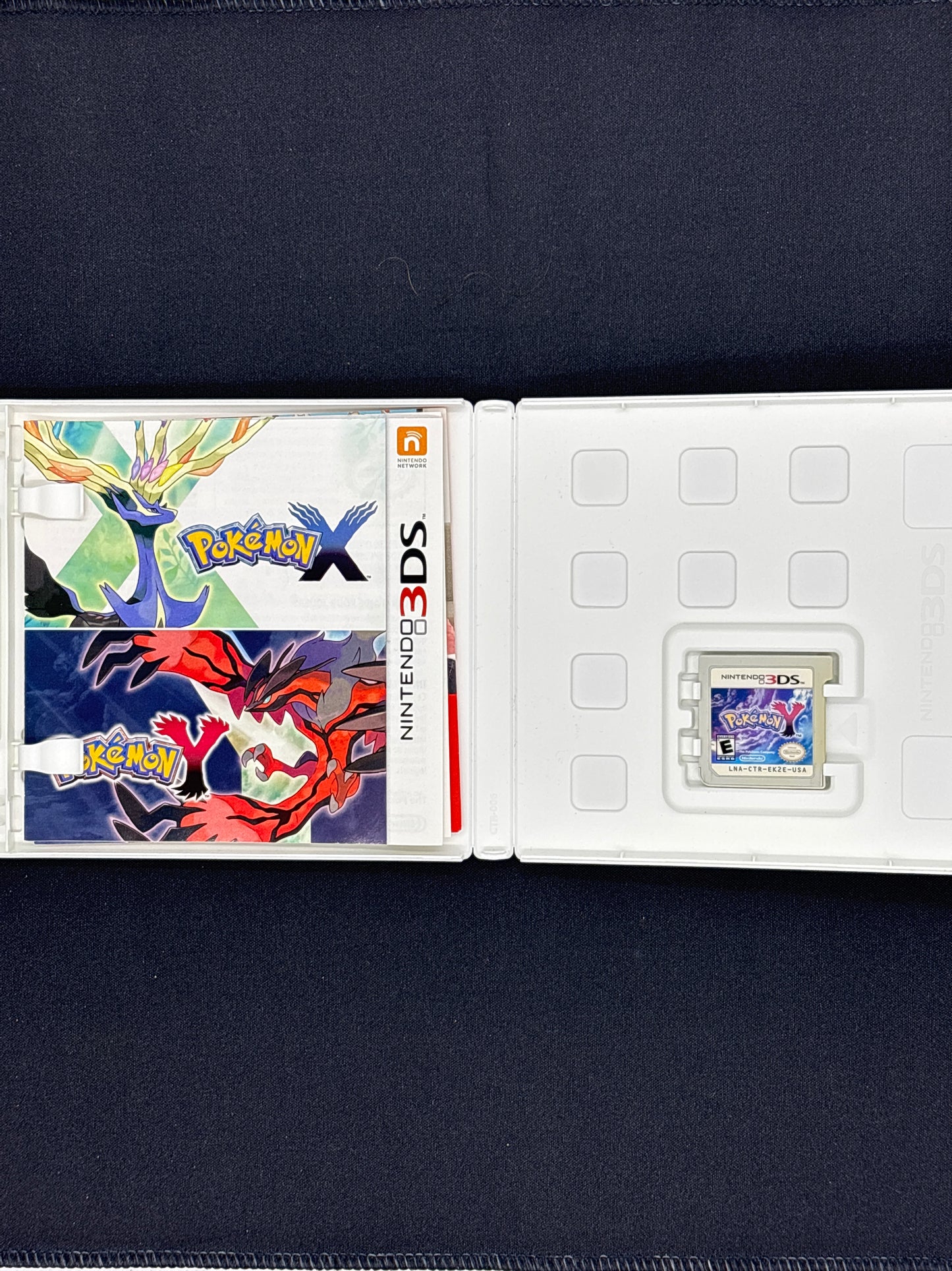 Auction Lot 61: Nintendo 3DS Pokemon Y CIB