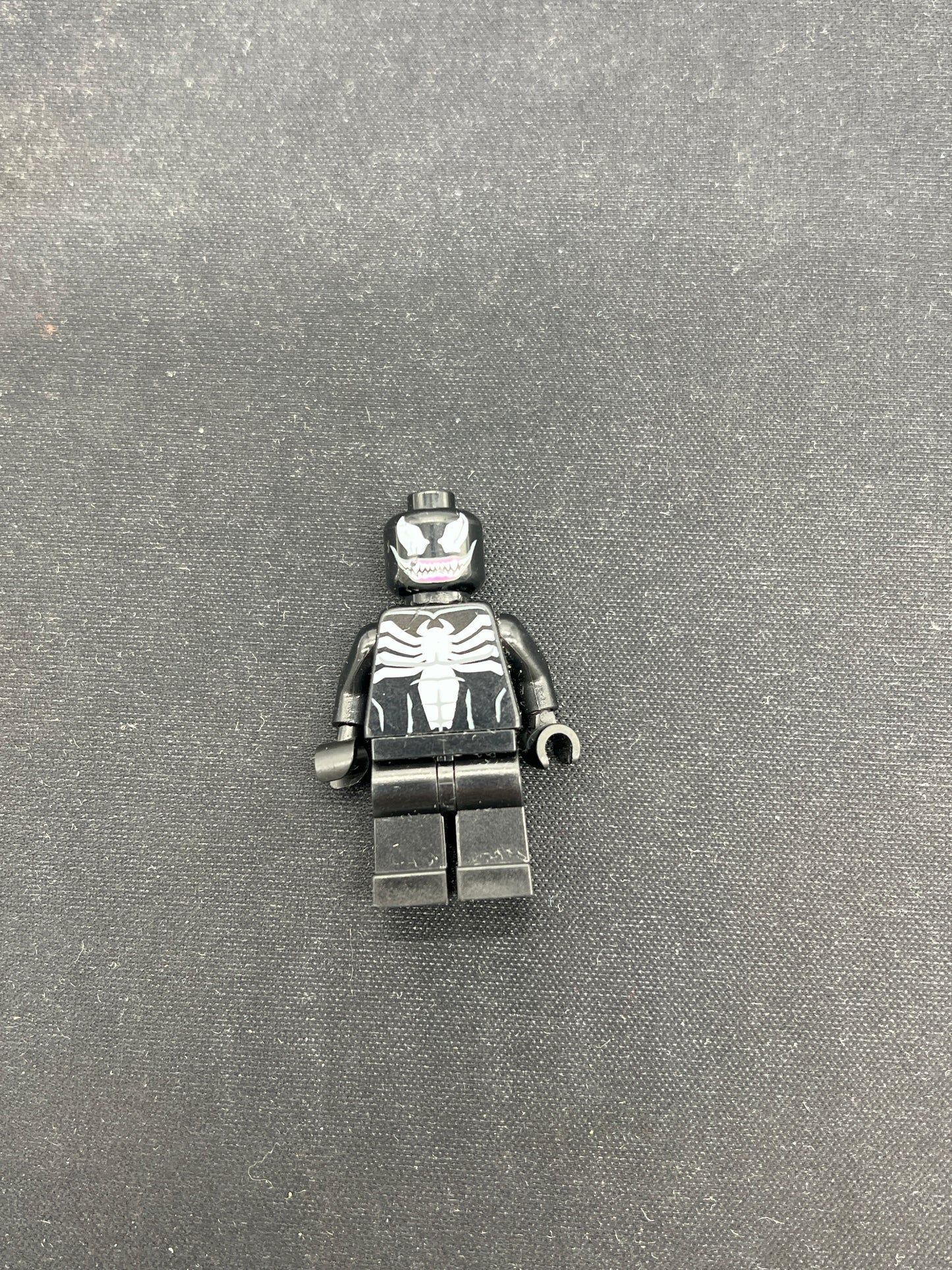 Auction Lot 201: Lego Minifigure Venom Loose
