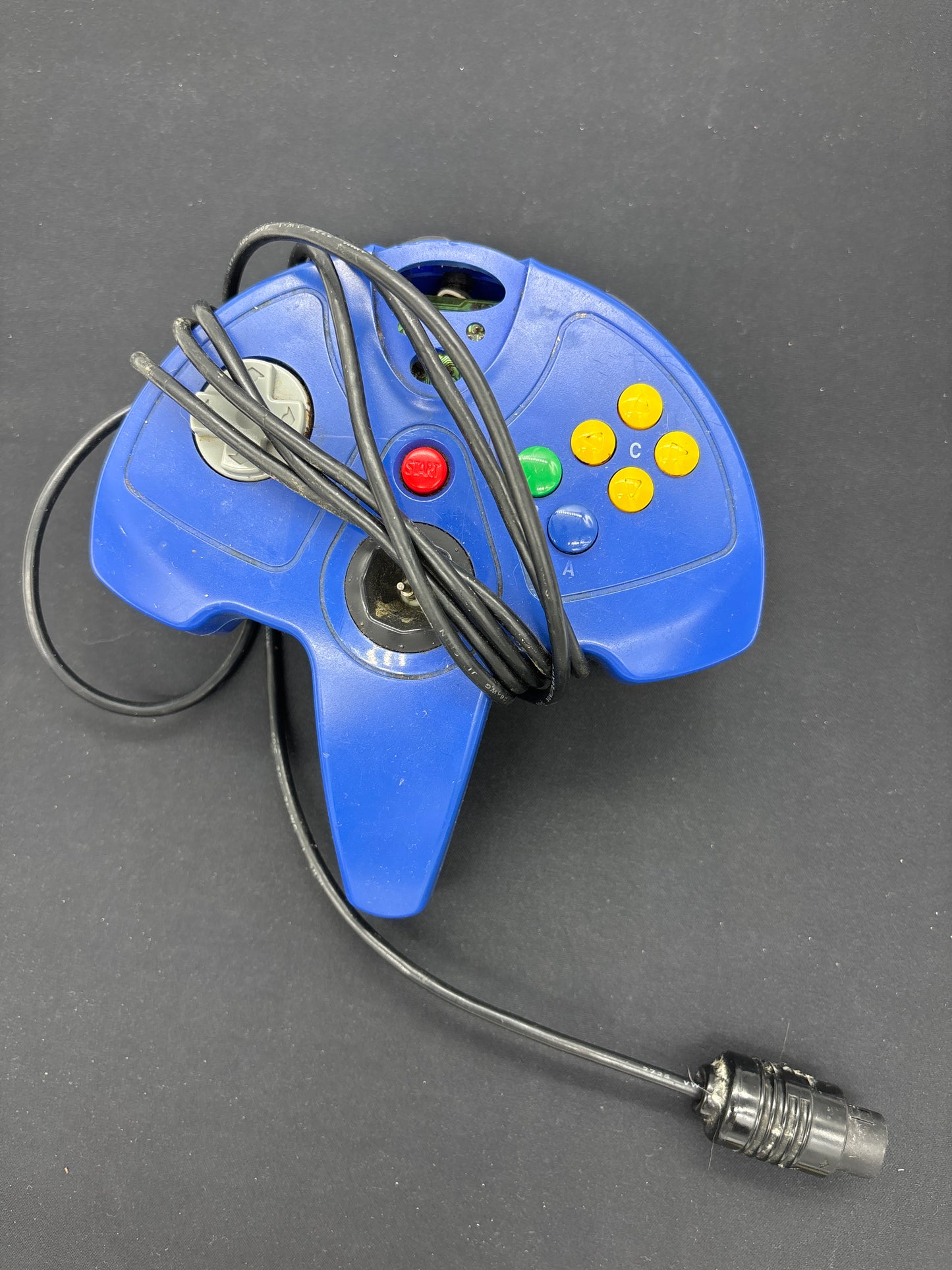 Auction Lot 120: Nintendo N64 Controller For Parts