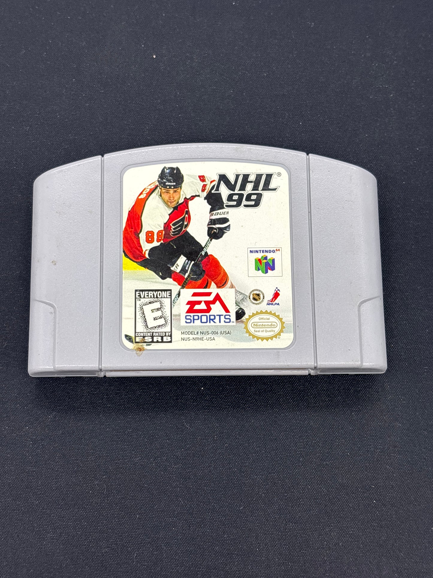 Auction Lot 211: Nintendo 64 NHL 99 Game Cartridge