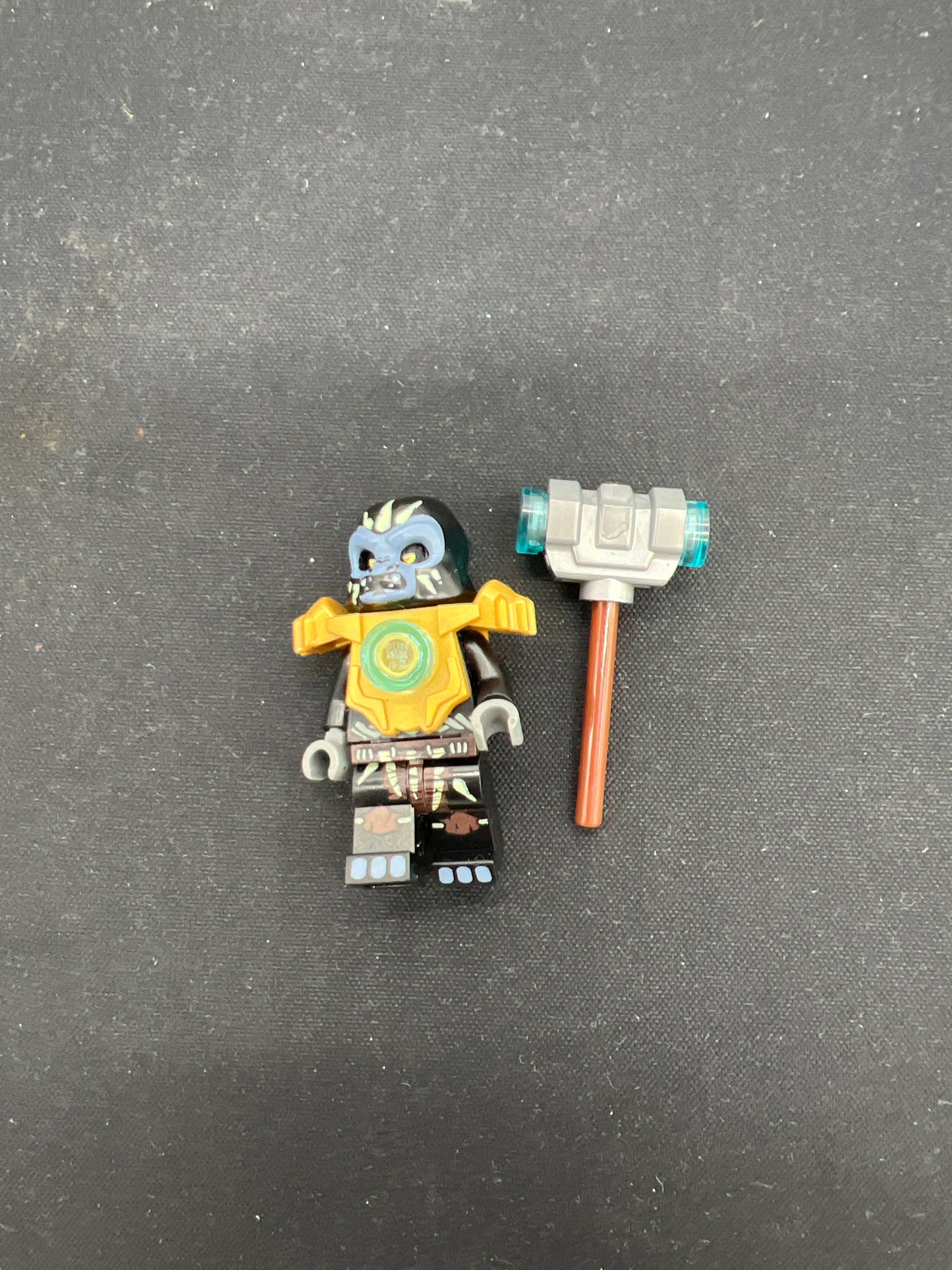 Auction Lot 196: Lego Mini Figure Gorzan Pearl Gold Heavy Armor Loose