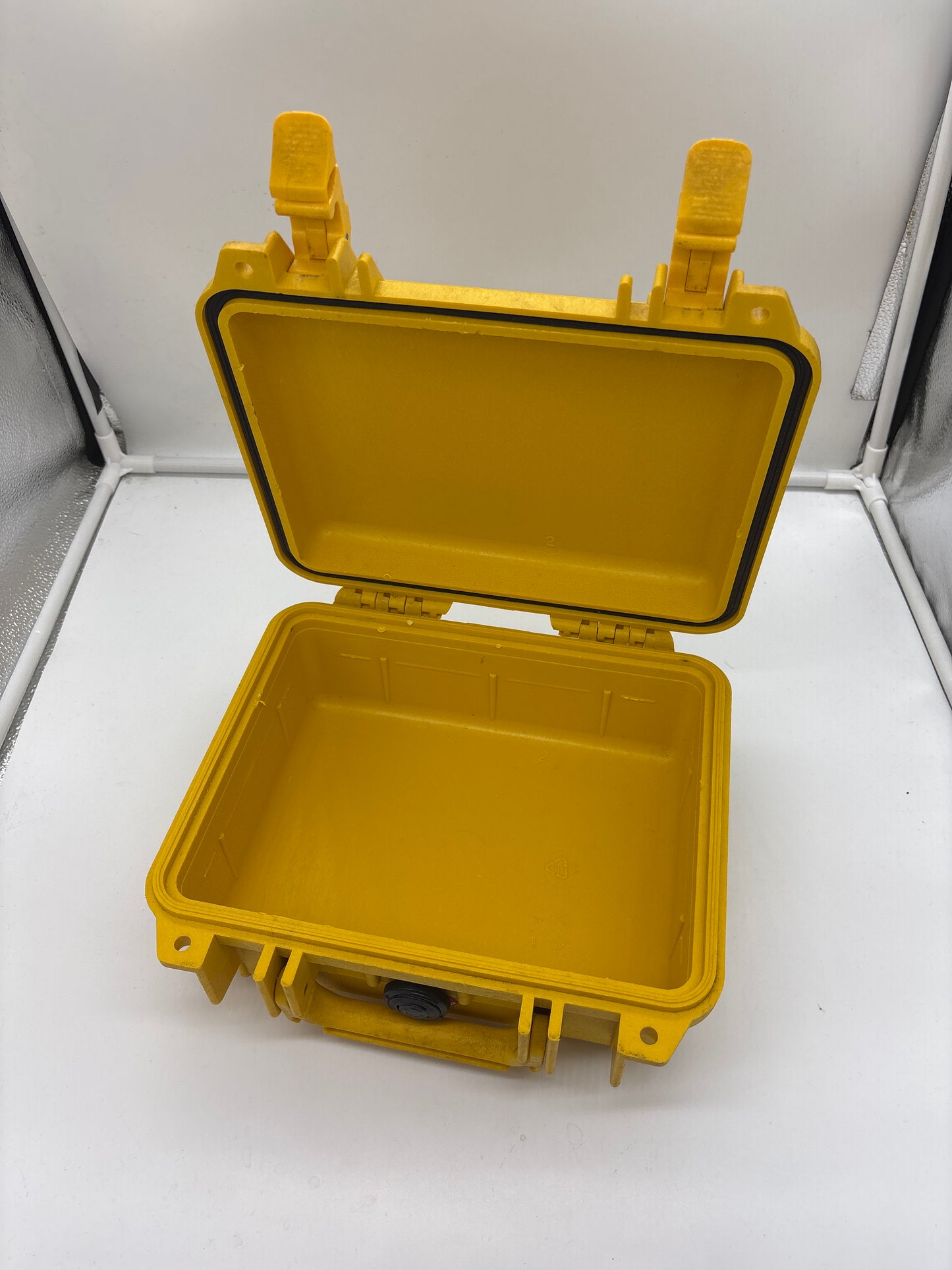Auction Lot 88: Yellow Pelican 1200 Case