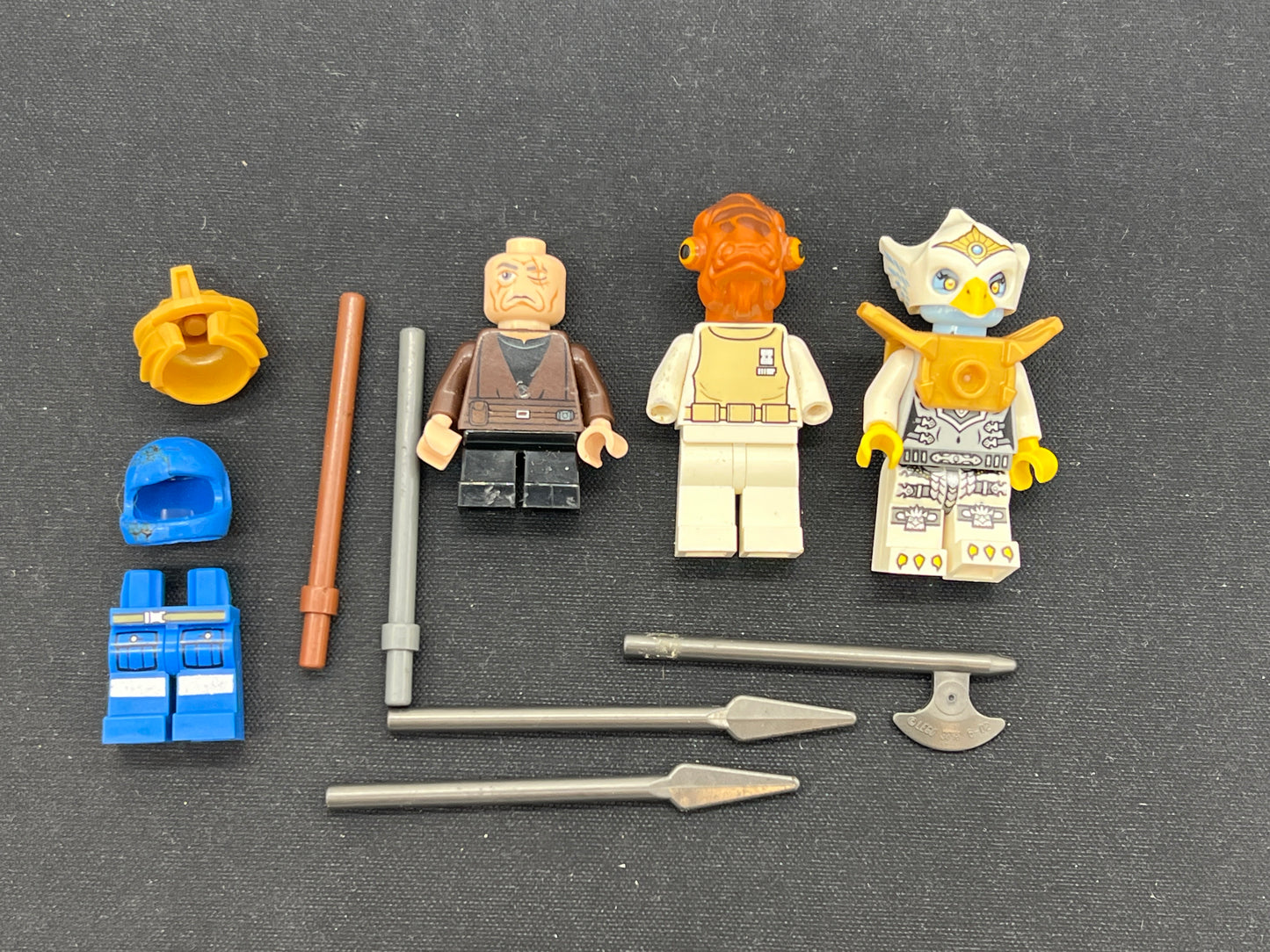 Auction Lot 229: Lego Minifigure Loose Assorted Lot 1