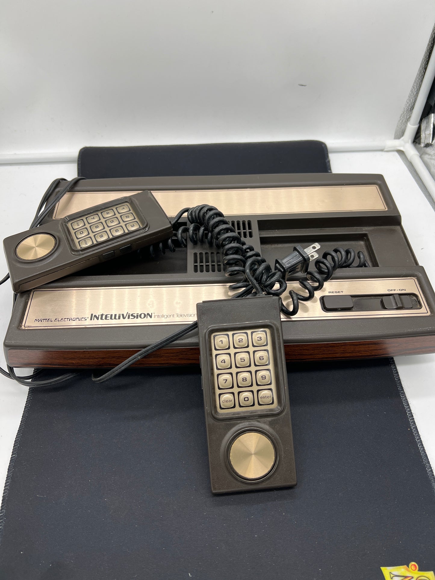 Auction Lot 180: Intellivision Mattel Electronics Gaming Console