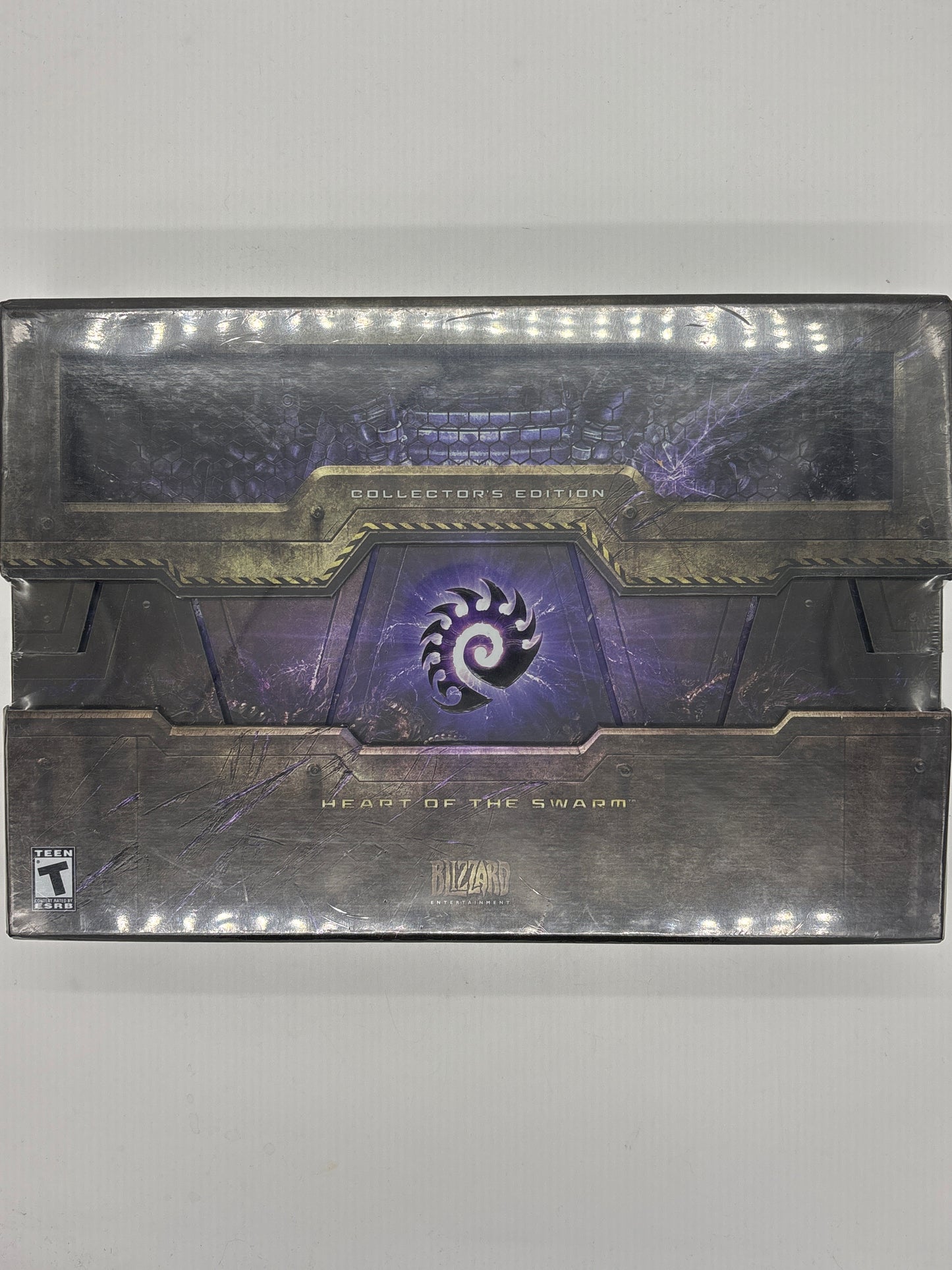 Auction Lot 144: Blizzard StarCraft Heart of the Swarm Collectors Edition Sealed