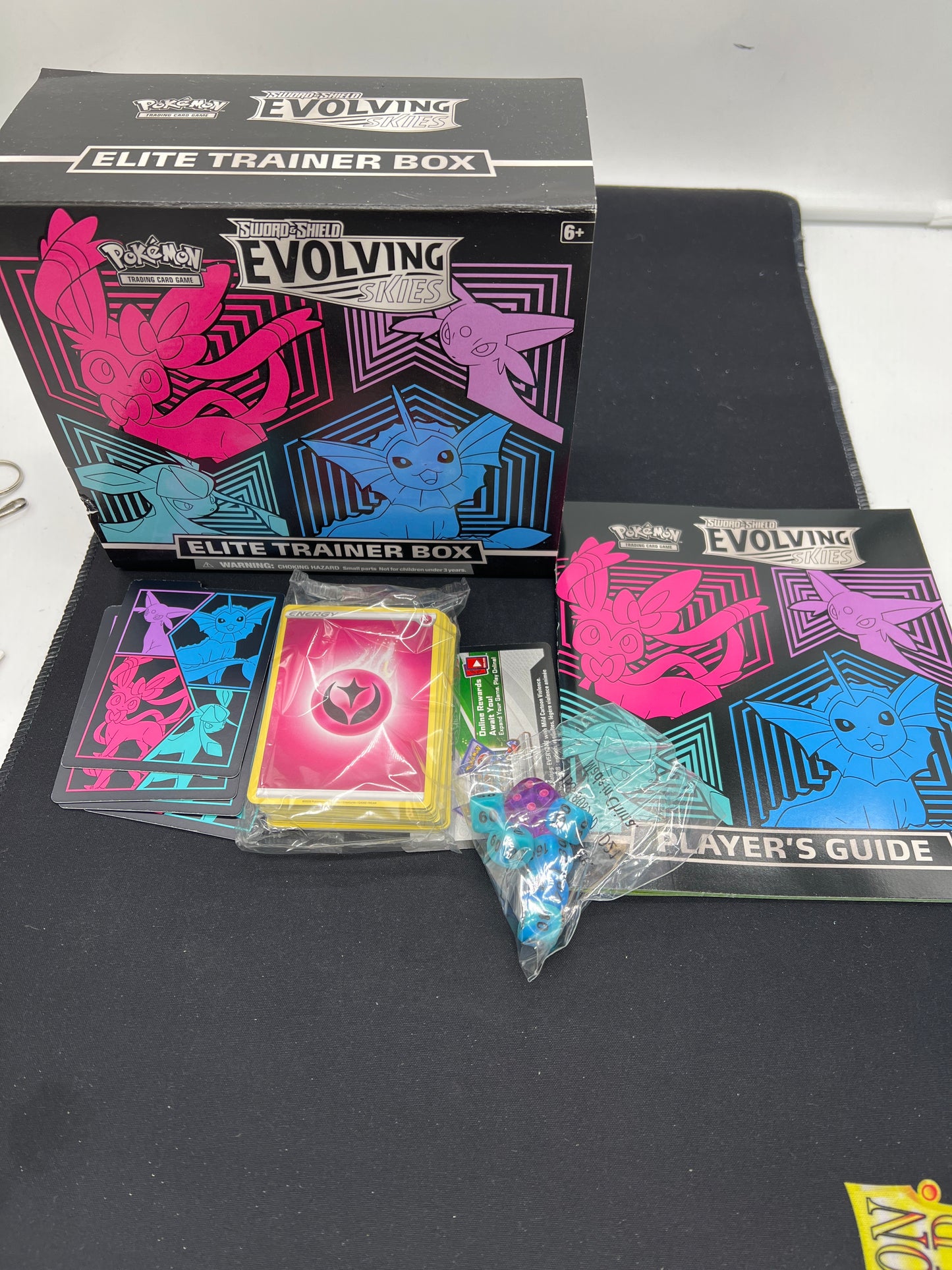 Auction Lot 154: Pokemon Cards EMPTY Evolving Skies ETB With Accessories
