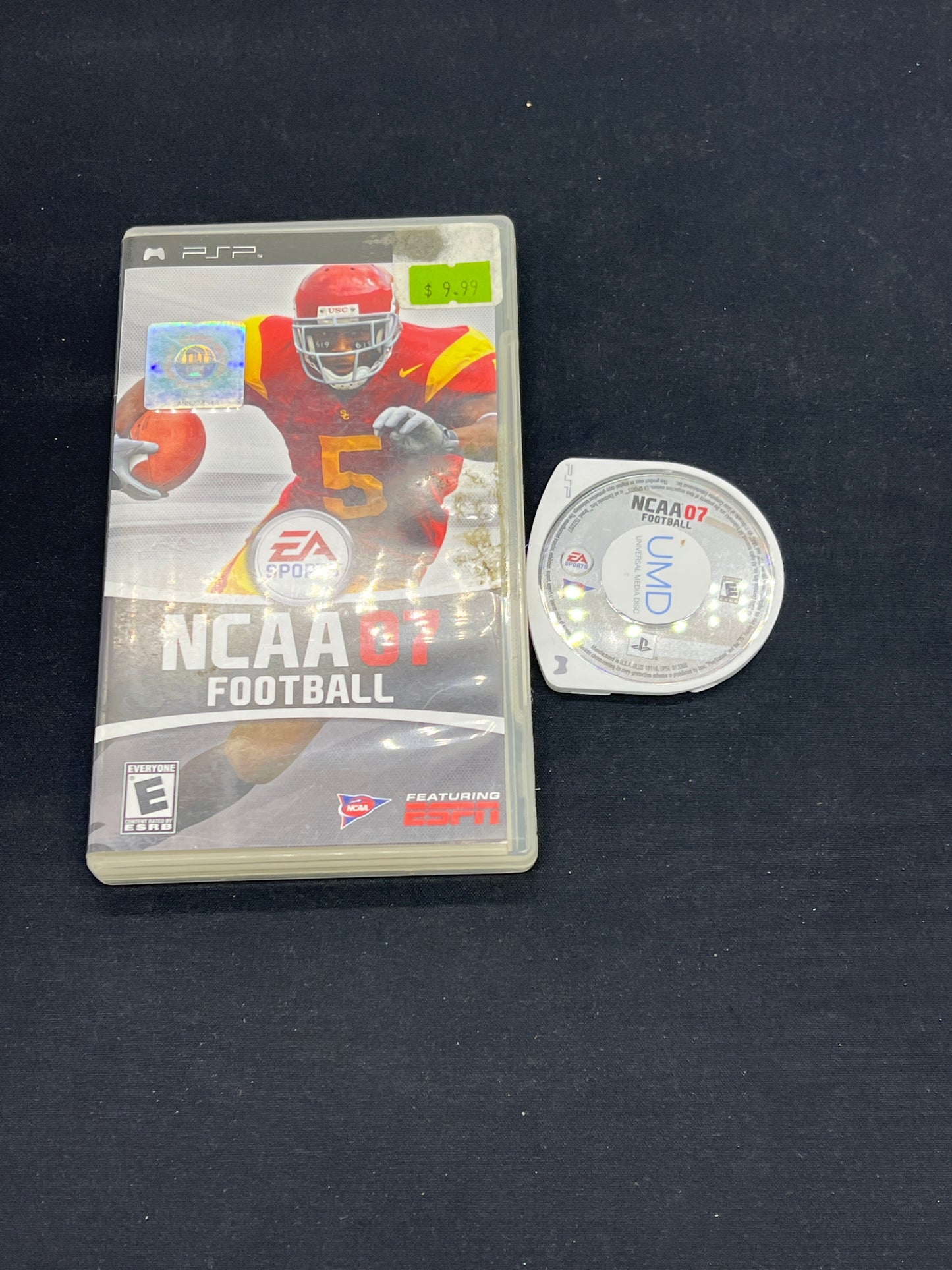 Auction Lot 132: PSP NCAA 07 Football Disc & Case