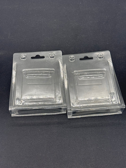 Auction Lot 31: Lot of 2 Plastic Blister Packaging Game Boy Cases - Empty