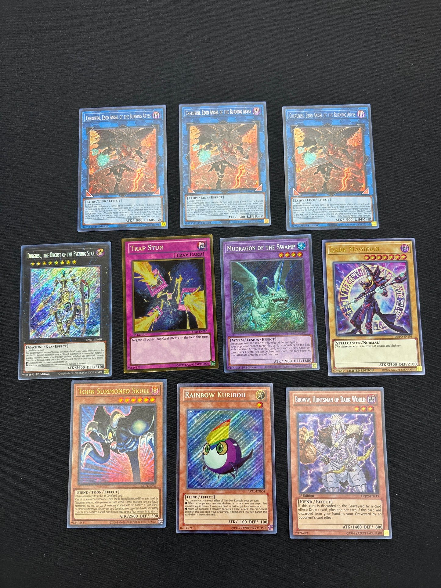 Auction Lot 88: Yugioh Holo Card Lot 4 Conditions Vary