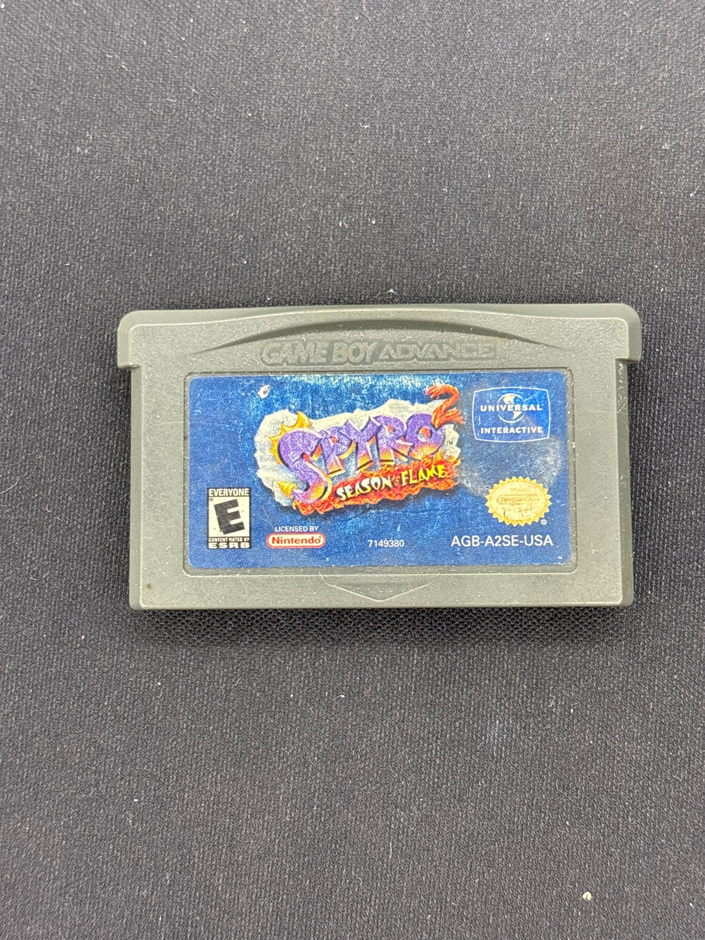 Auction Lot 319: Spyro 2 Season Flame Video Game Nintendo Gameboy Loose