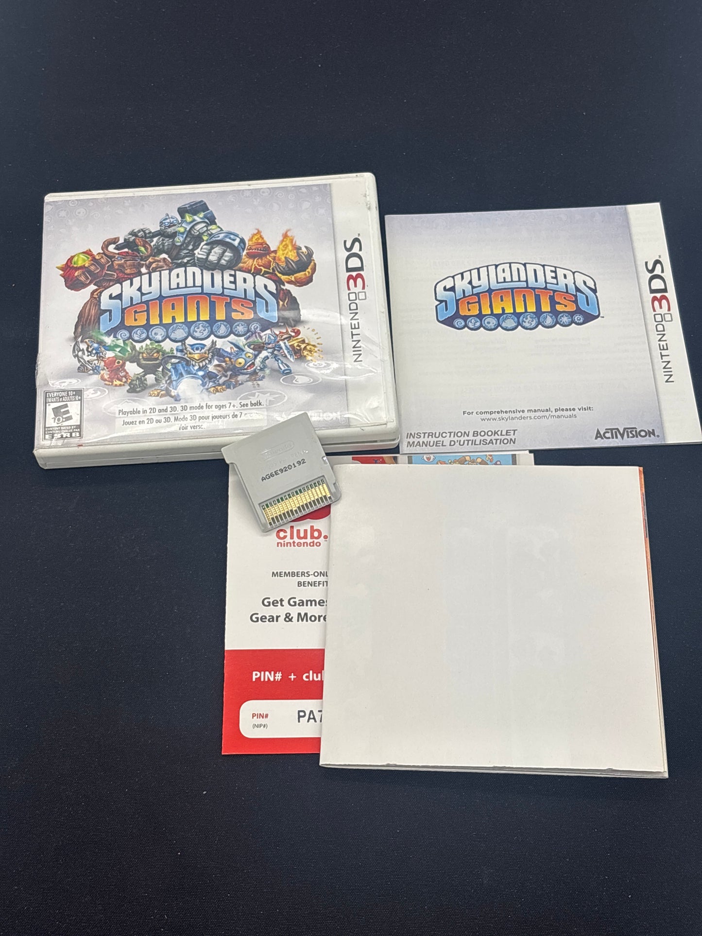 Auction Lot 135: Skylanders Giants 3DS CIB
