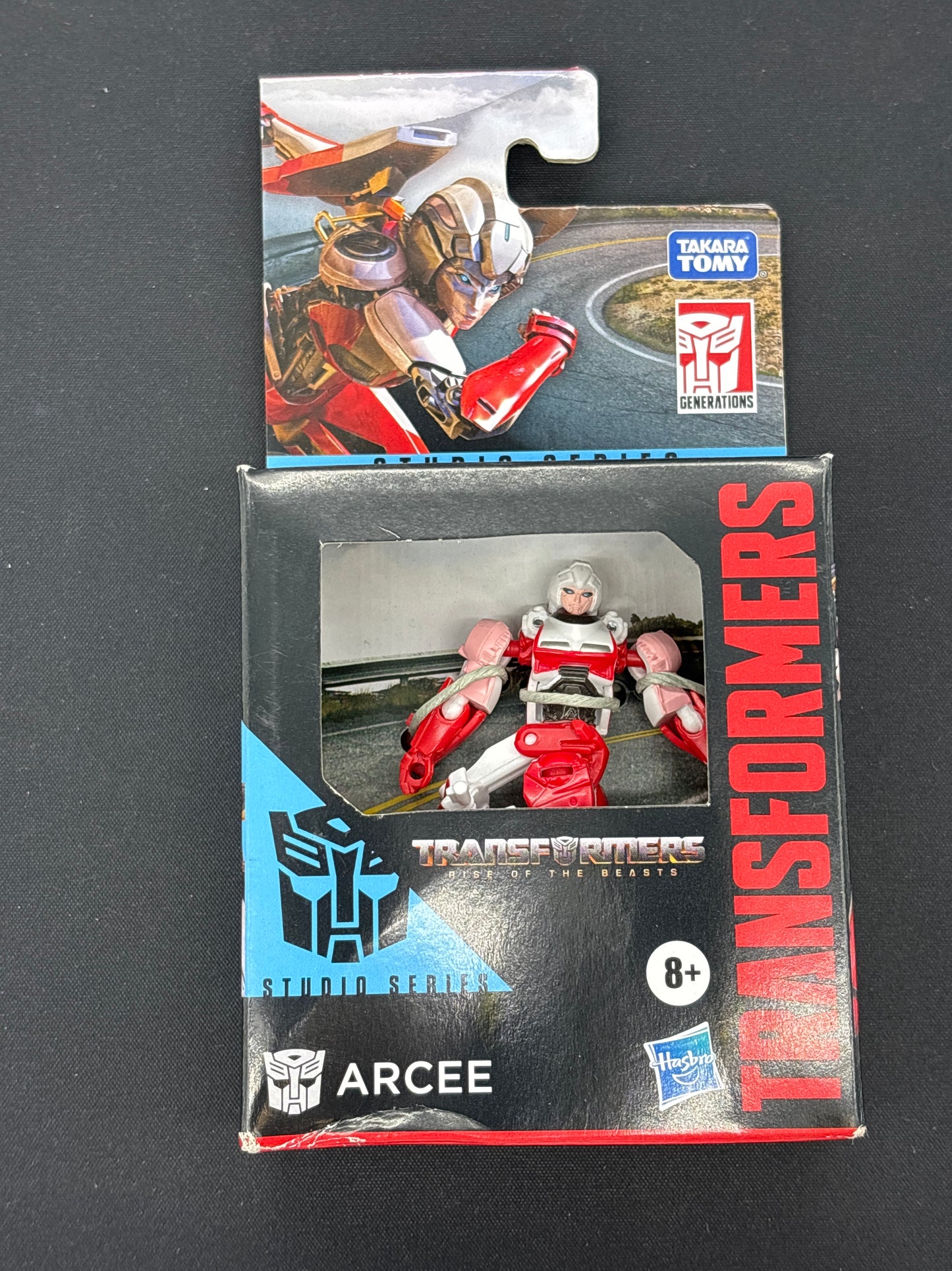 Auction Lot 25: Transformers Studio Series Arcee Figure Lot 2