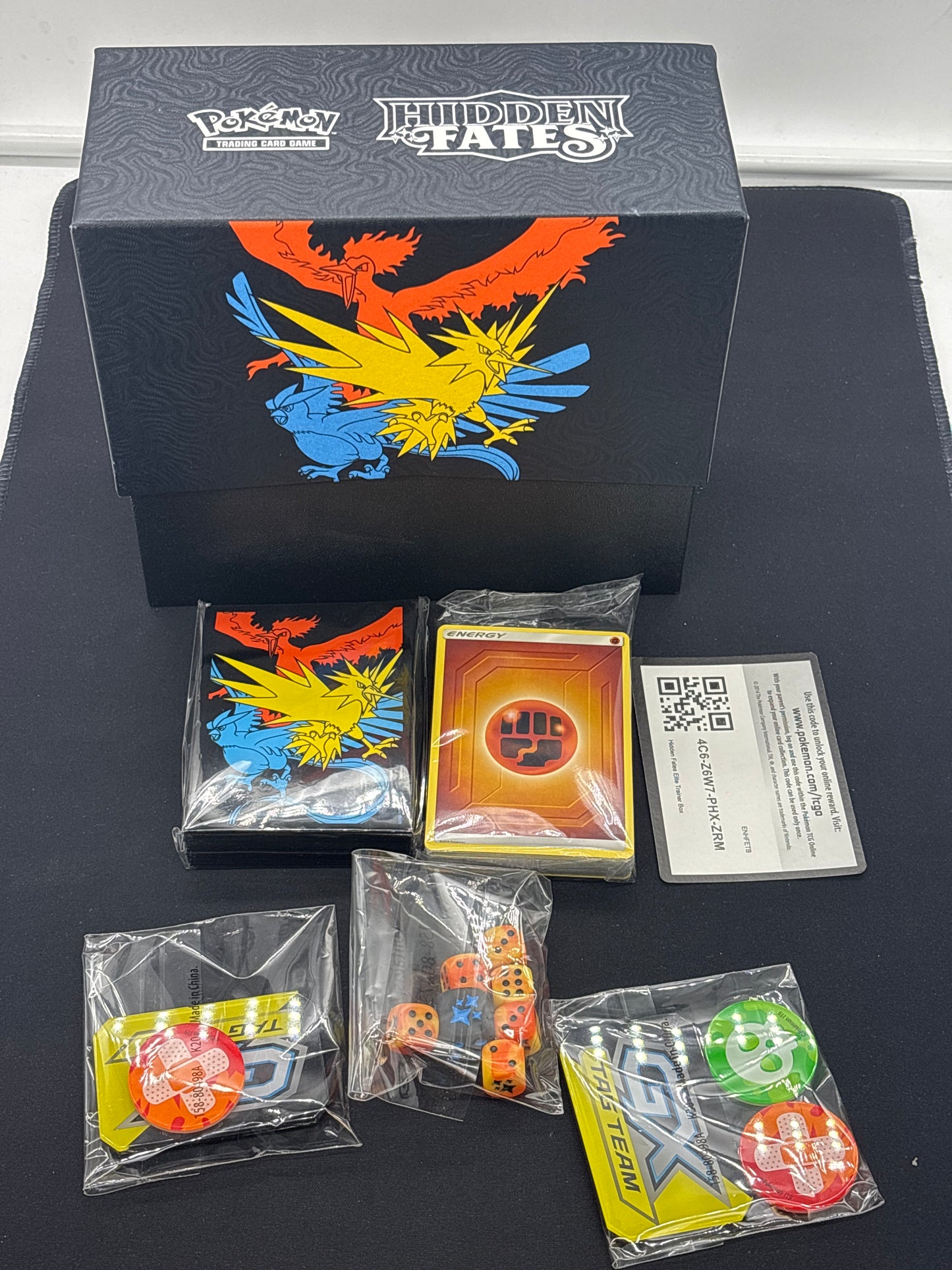 Auction Lot 218: Pokemon Hidden Fates Empty ETB With Accessories