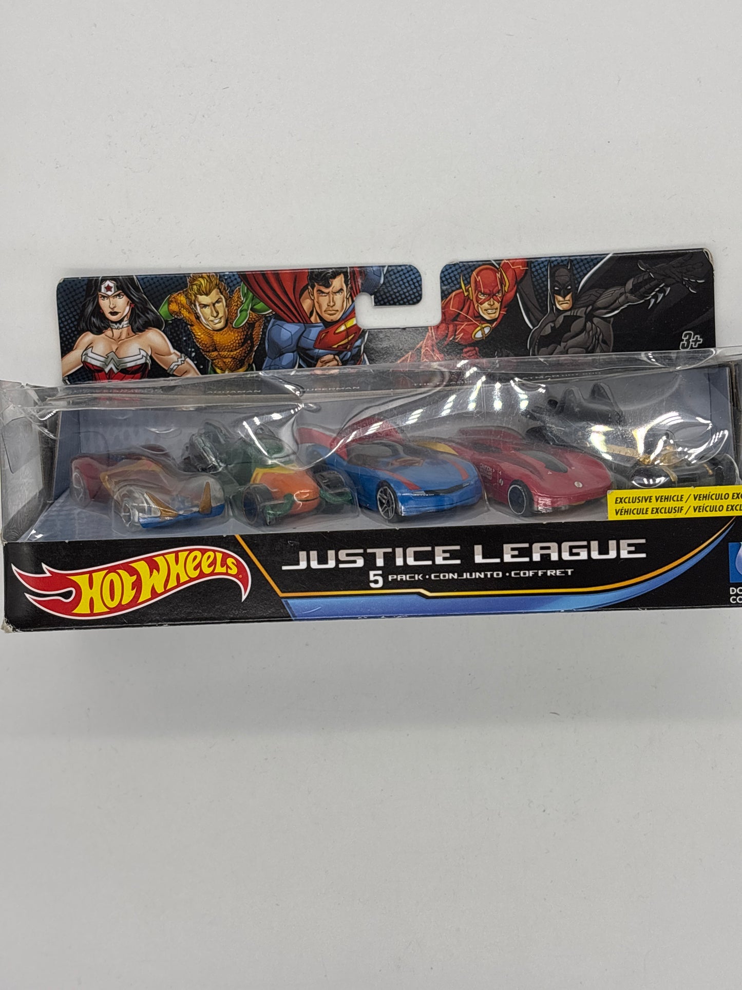 Auction Lot 210: Hot Wheels Justice League 5 Pack Cars Unopened Damaged box Lot 2